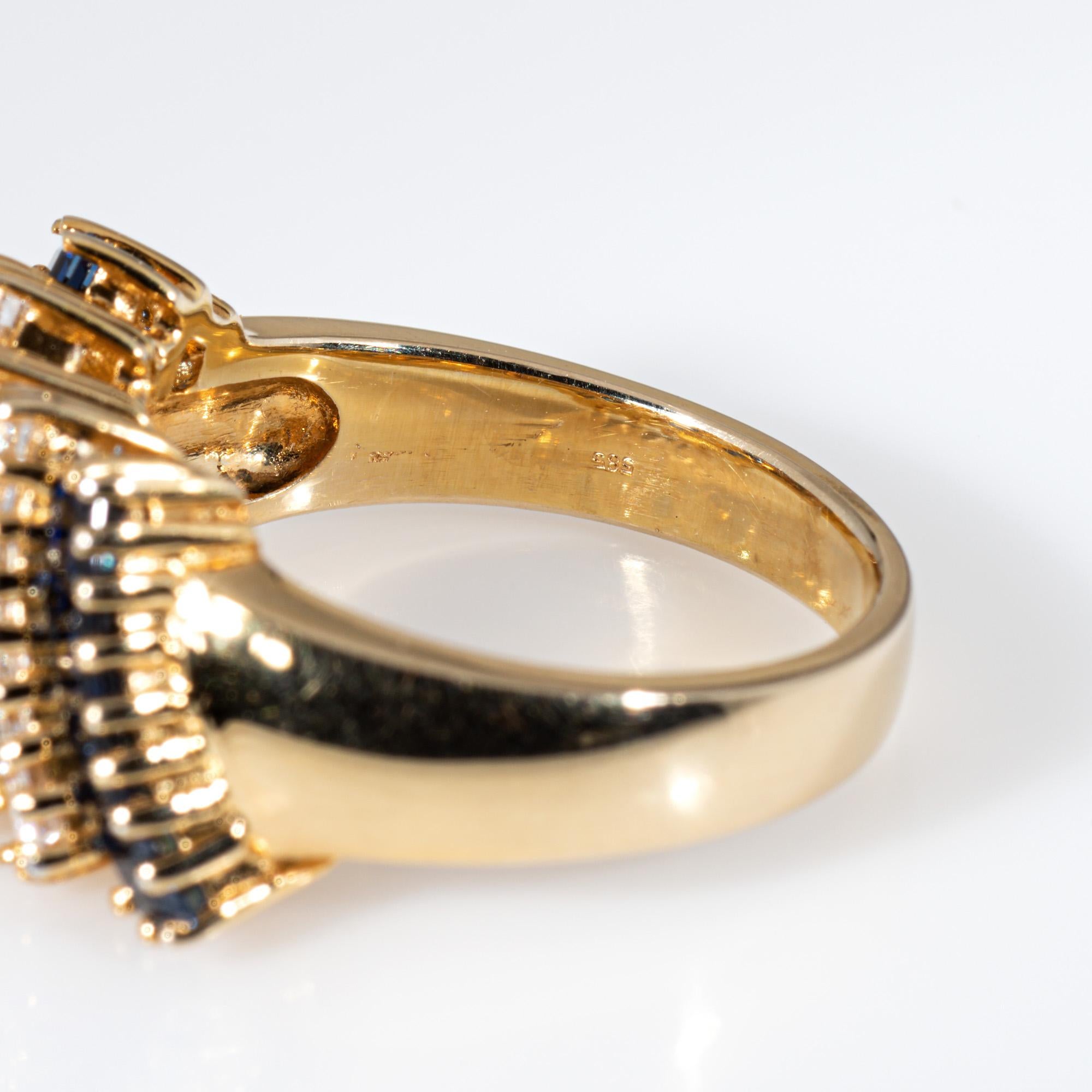 Carre Cut Diamond Sapphire Ring Vintage 14k Yellow Gold Estate Fine Jewelry 6.5 For Sale 1