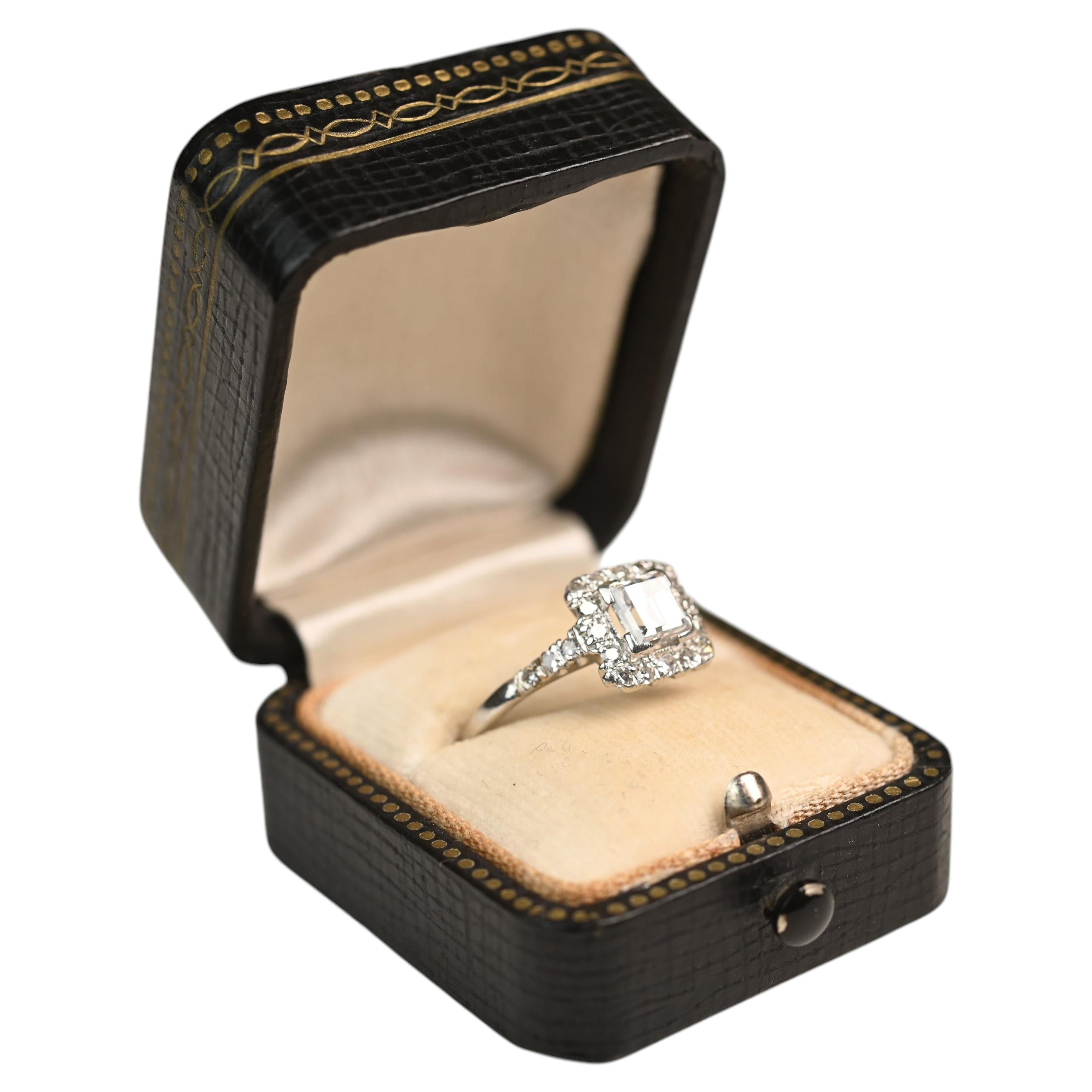 Carre Cut Engagement Ring. 0.70ct I VS1 Diamond Round Cut Halo Accent Platinum