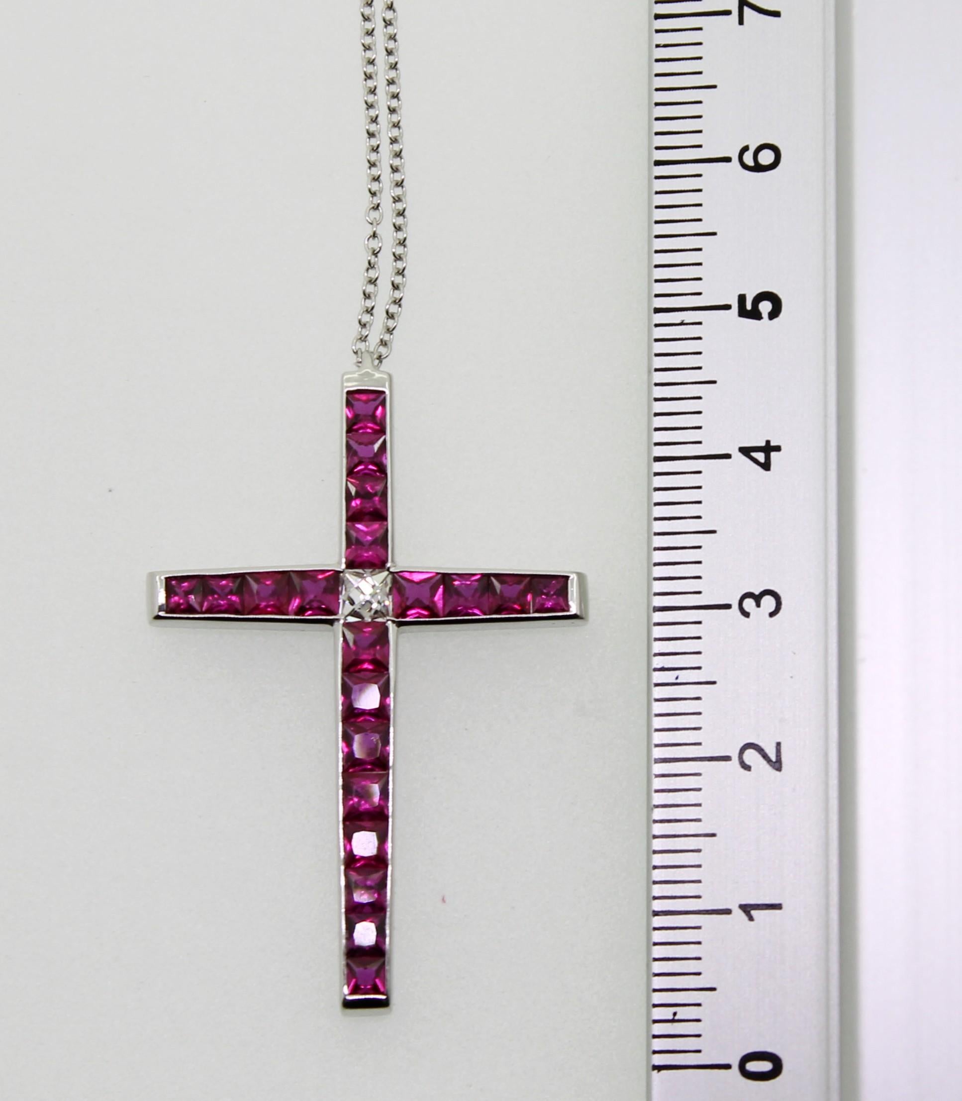 Carrè Ruby and French Cut Diamond Cross Pendant Necklace For Sale 2