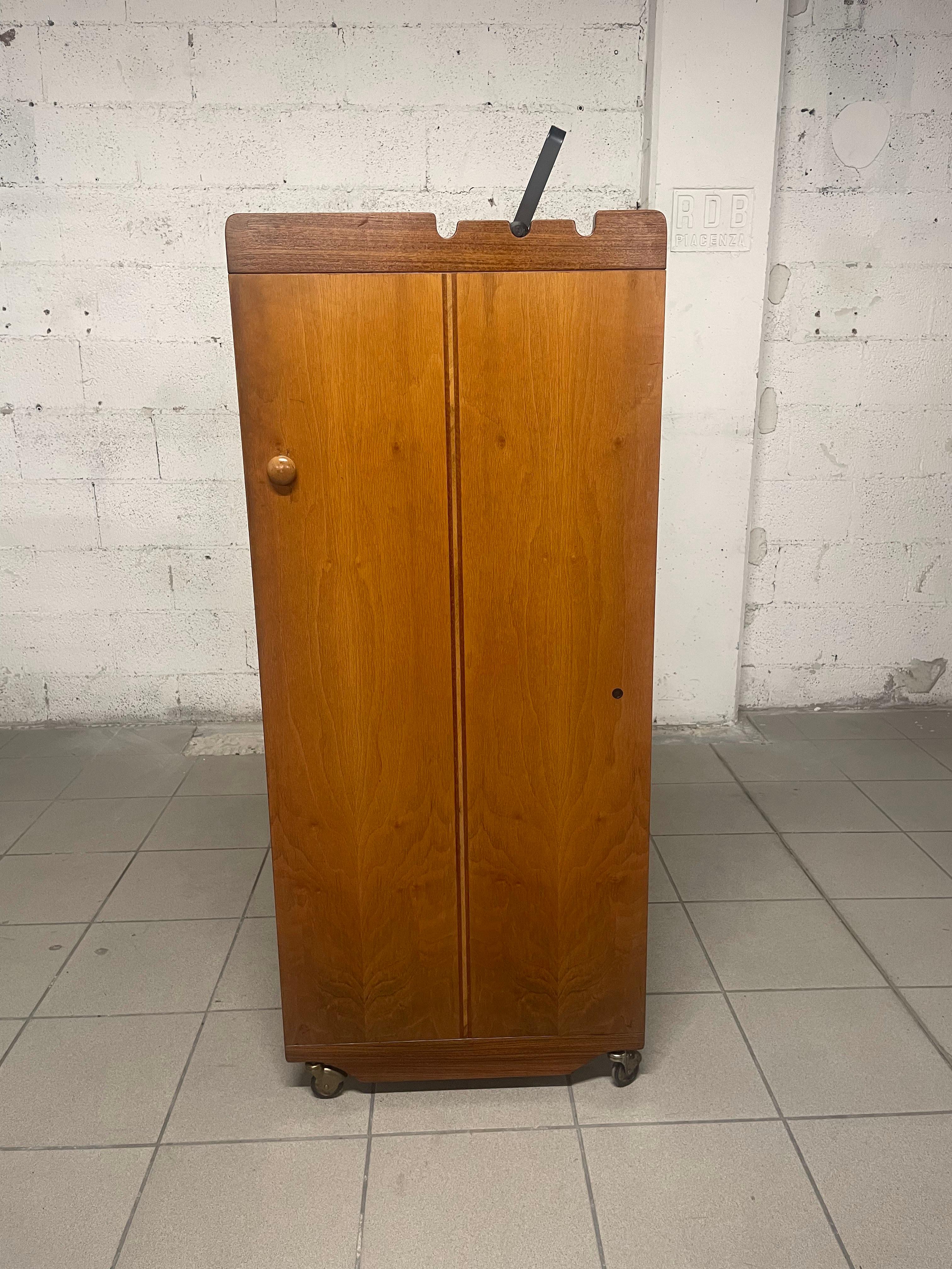 TV-Wagen aus den 1970er Jahren von Bernini im Angebot 7