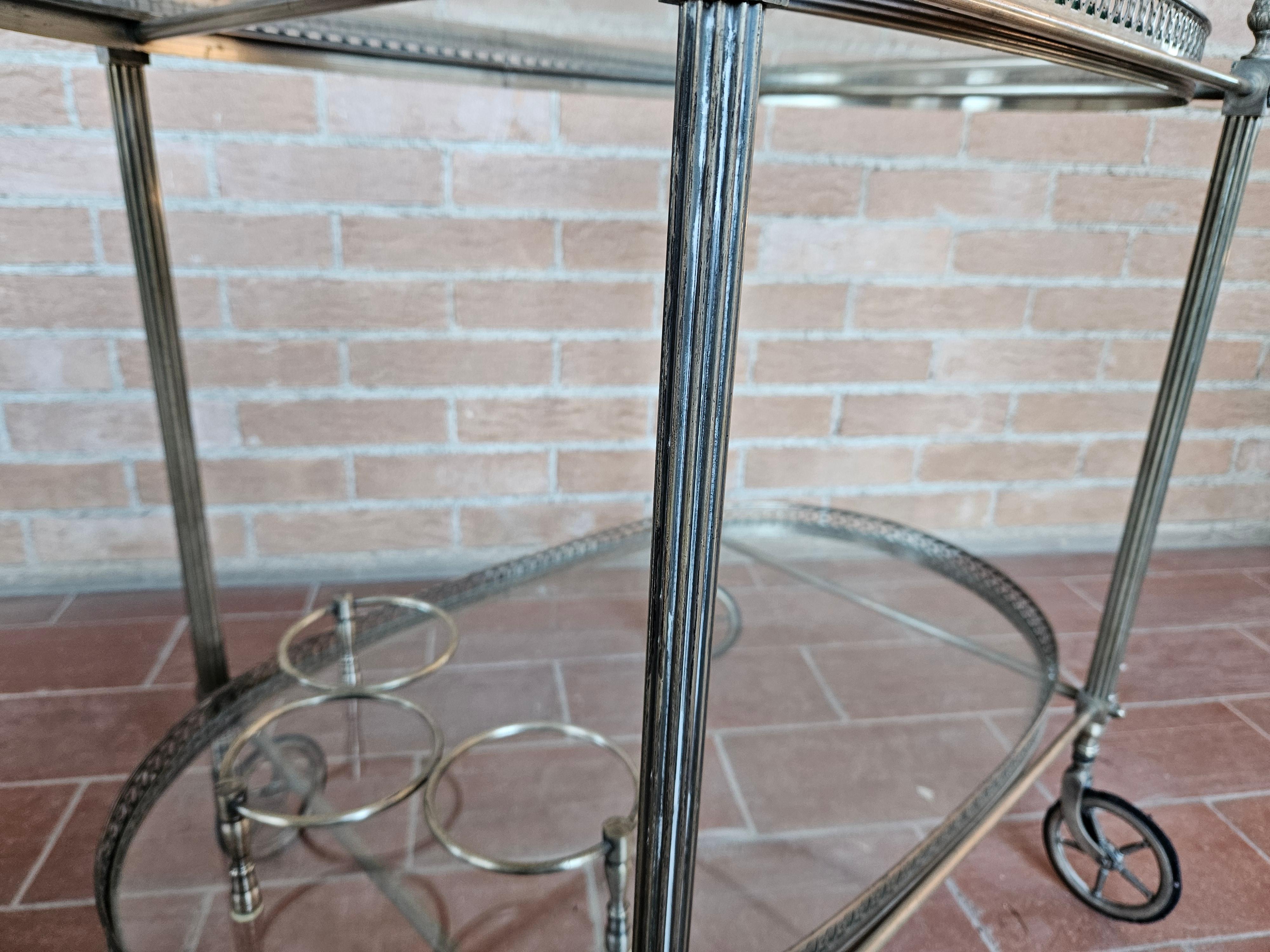 1970s hall bar cart made of machined brass and glass For Sale 6