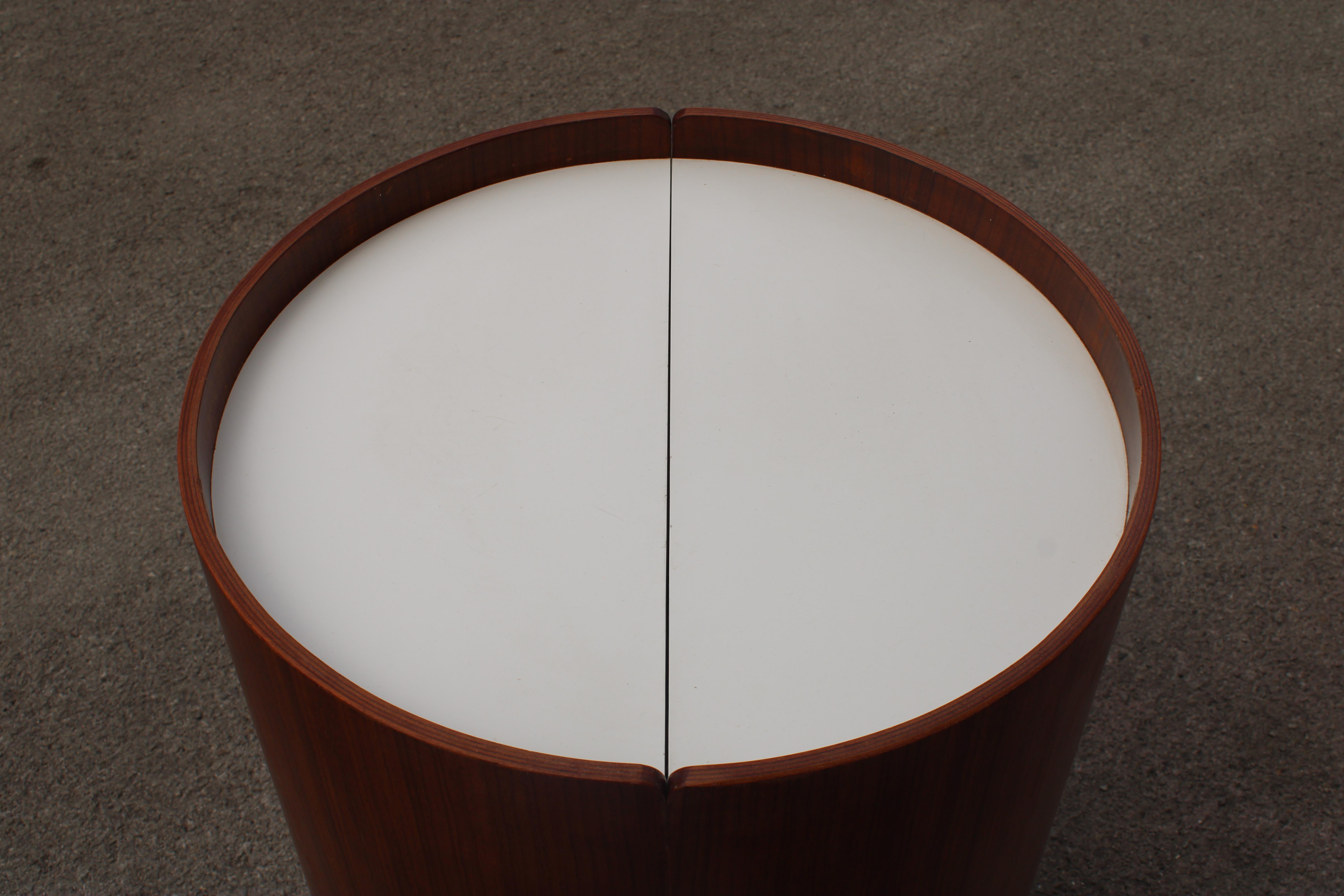 Italian Carrello bar in legno e Laminato Bianco Eugenio Gerli Tecno 1960s in vendita