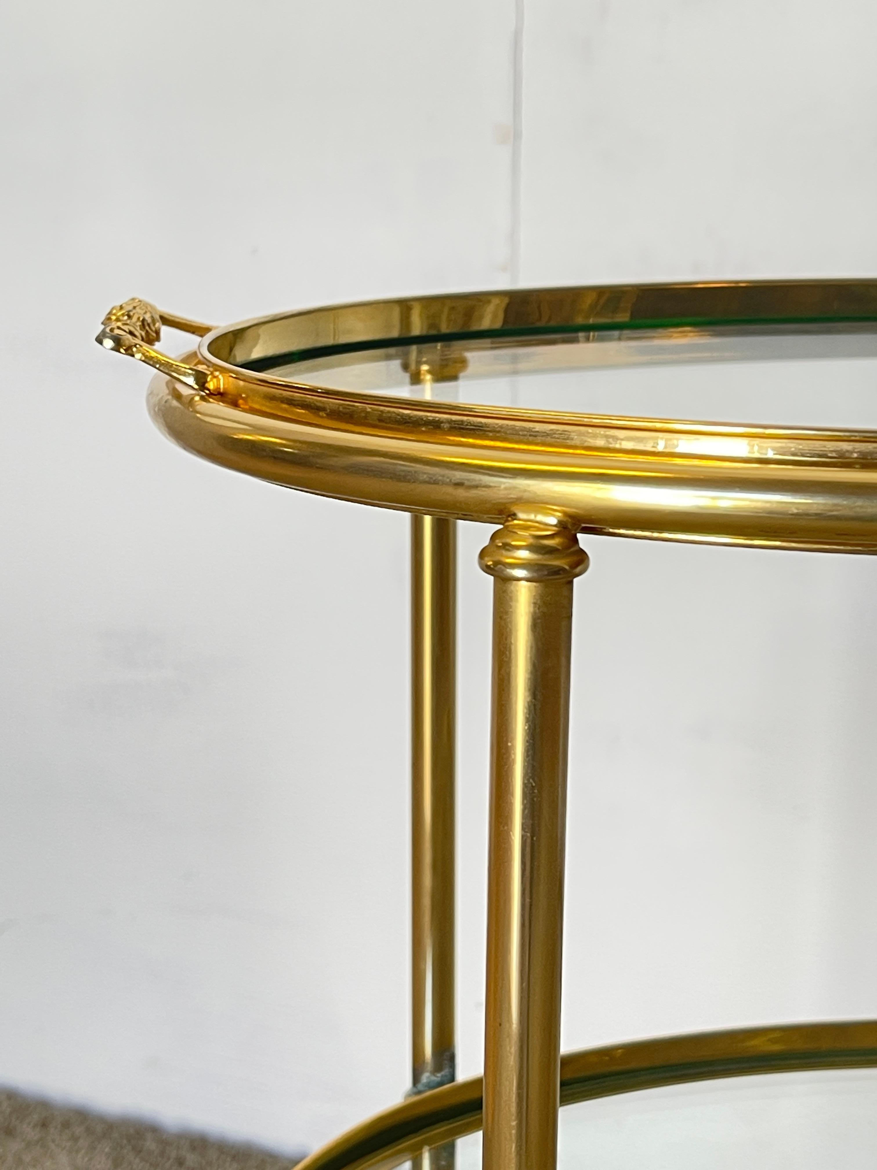 Carrello bar in ottone e vetro - stile Hollywood Regency Bon état - En vente à Cantù, IT