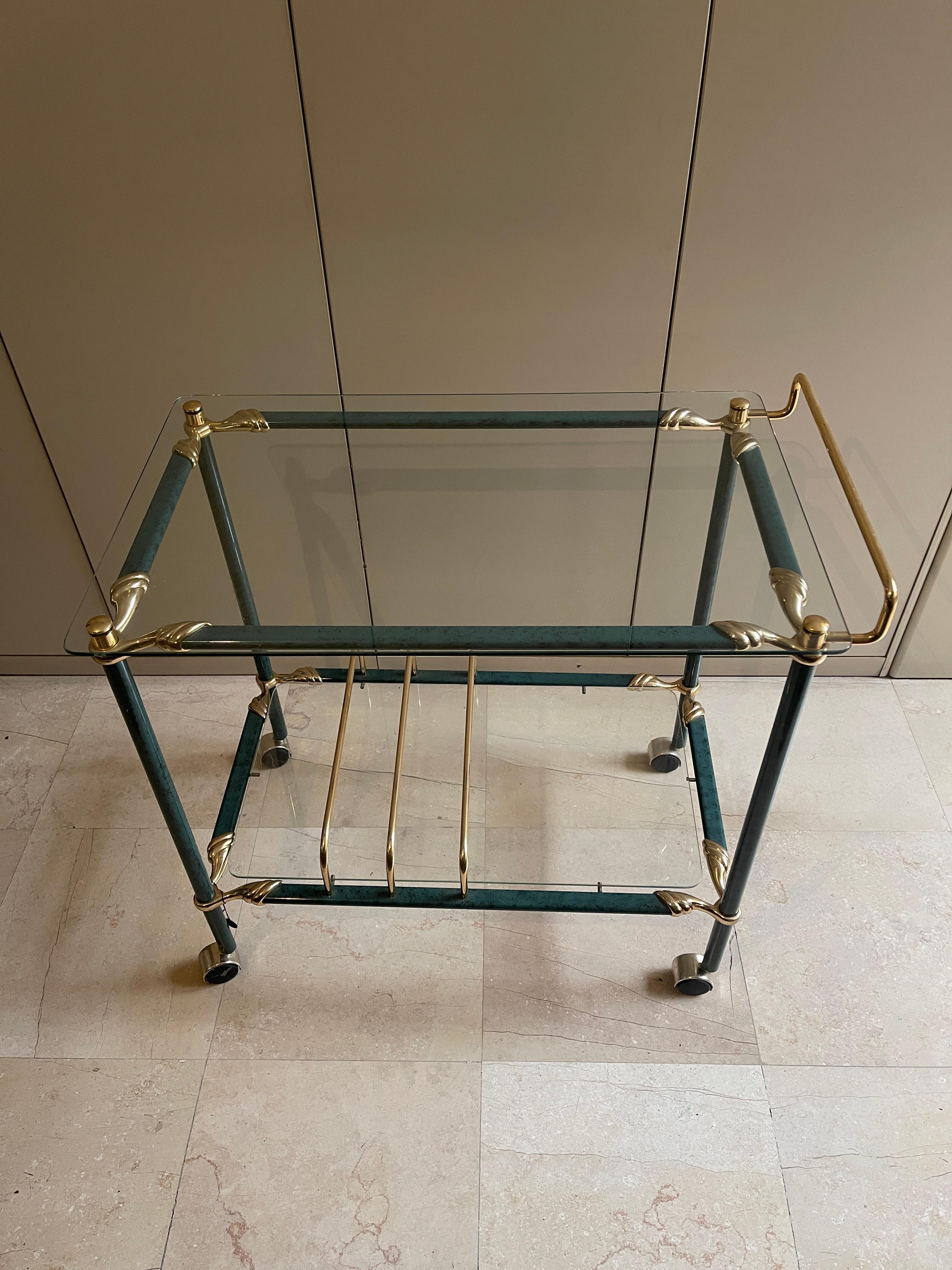 Carrello bar italiano vintage anni '50 in metallo verde e ottone artesano estadounidense en venta