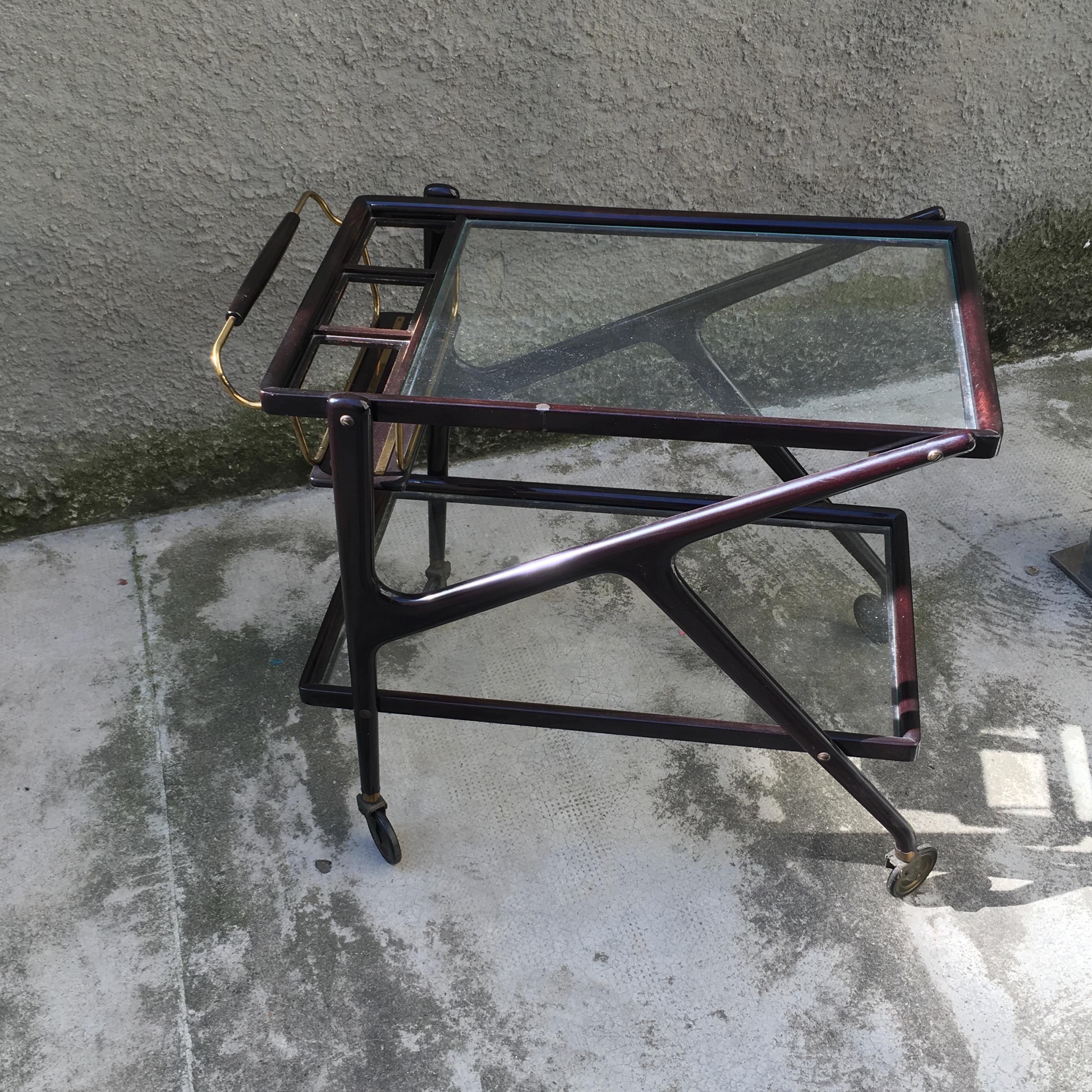 Modernistischer Barwagen aus Mahagoni - zugeschrieben C. Lack - Italien - 1950er Jahre im Zustand „Gut“ im Angebot in Milano, IT
