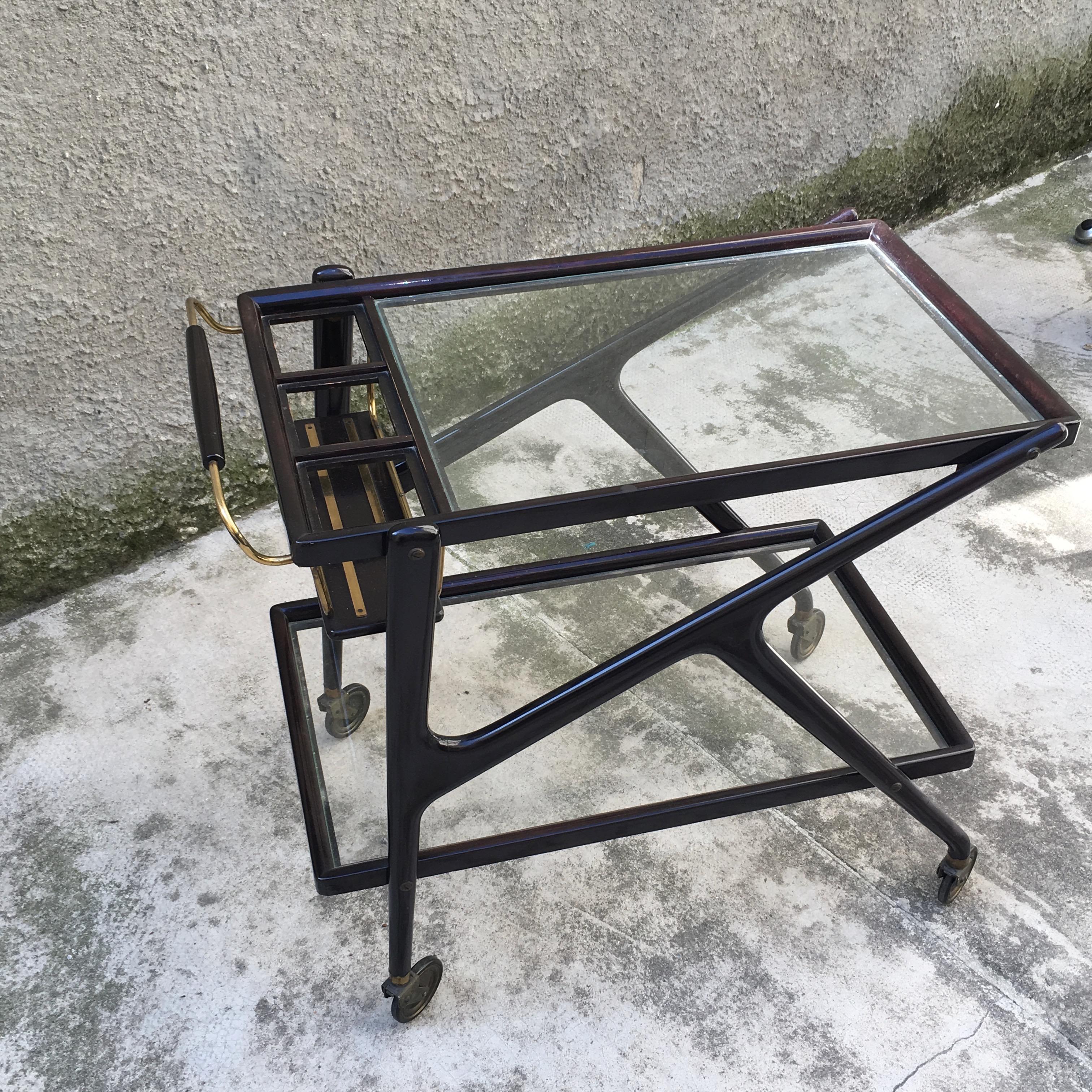 Modernistischer Barwagen aus Mahagoni - zugeschrieben C. Lack - Italien - 1950er Jahre (20th Century) im Angebot