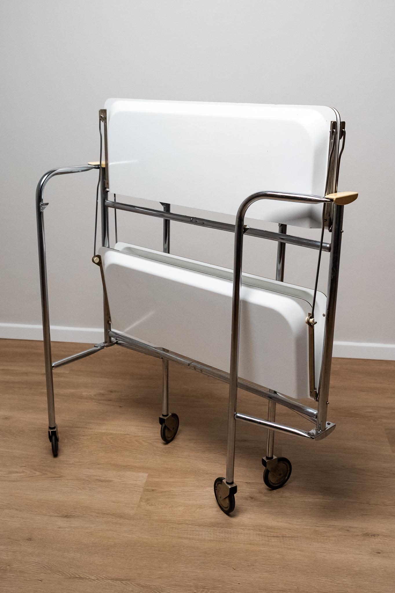 Chariot de bar ou de cuisine en plastique et métal chromé, 1970 en vente 1