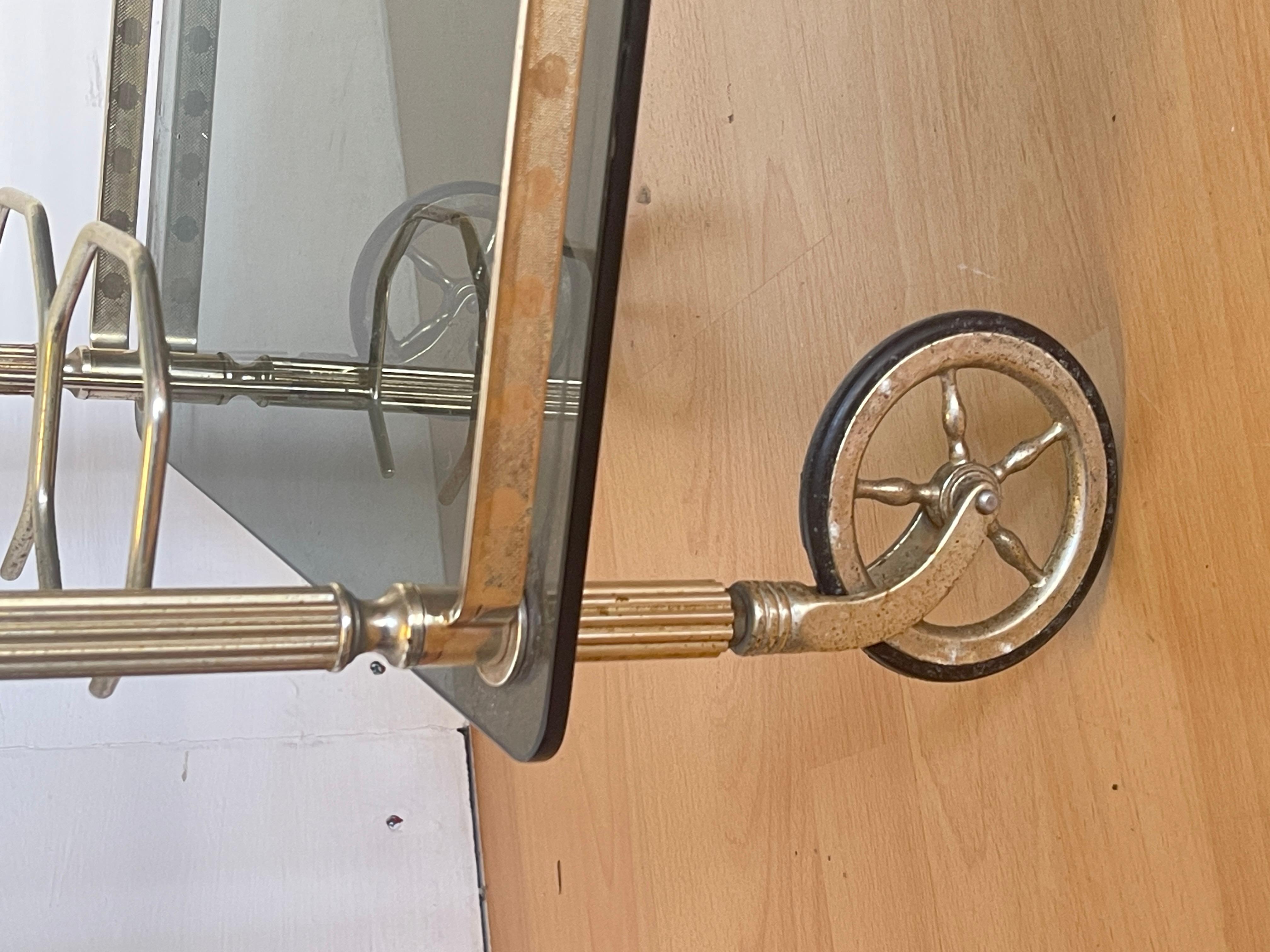 Chariot de bar vintage en laiton chromé et verre fumé - 