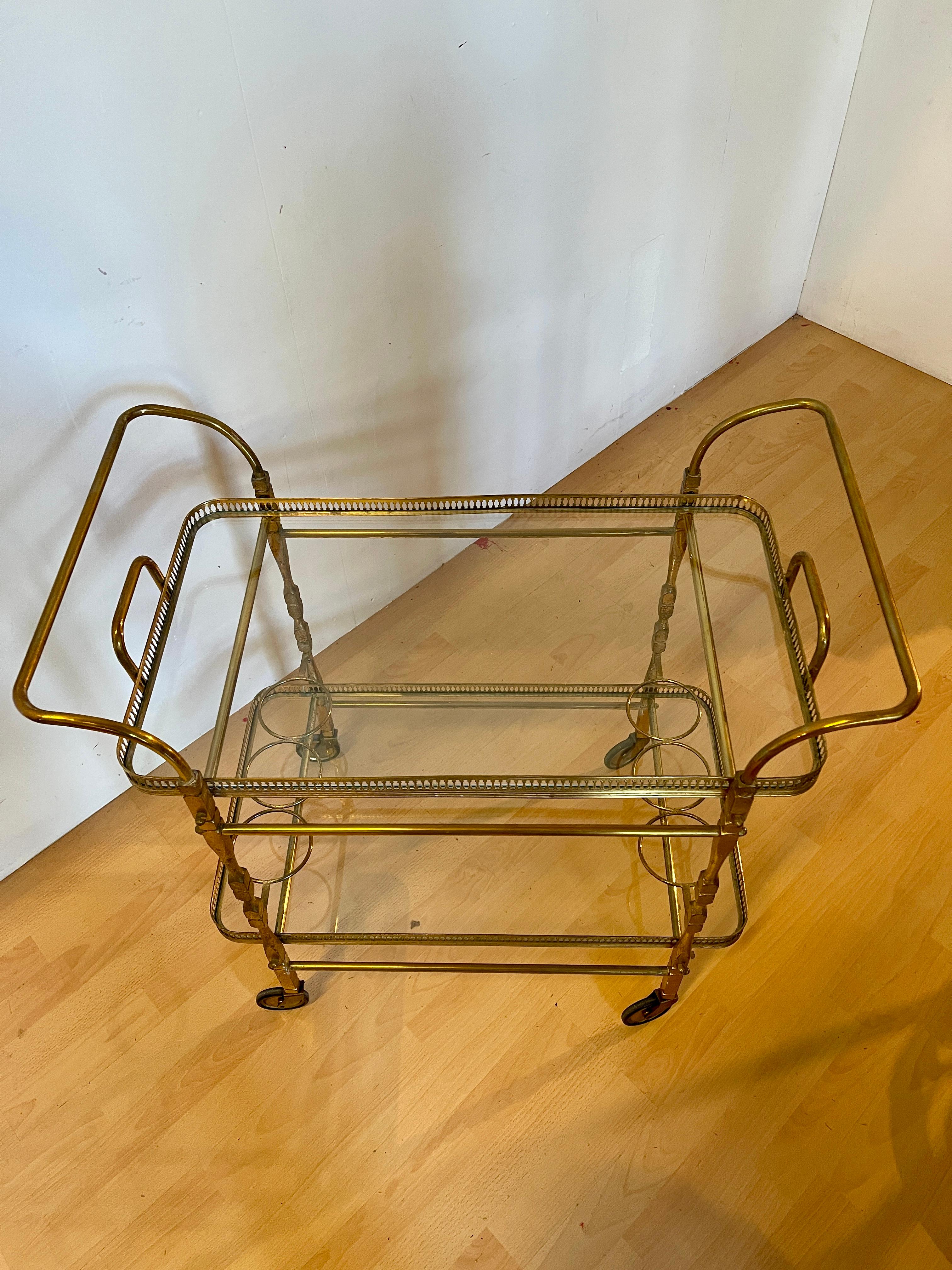 Carrello bar vintage in ottone stile francese a anni '50 in vendita 1