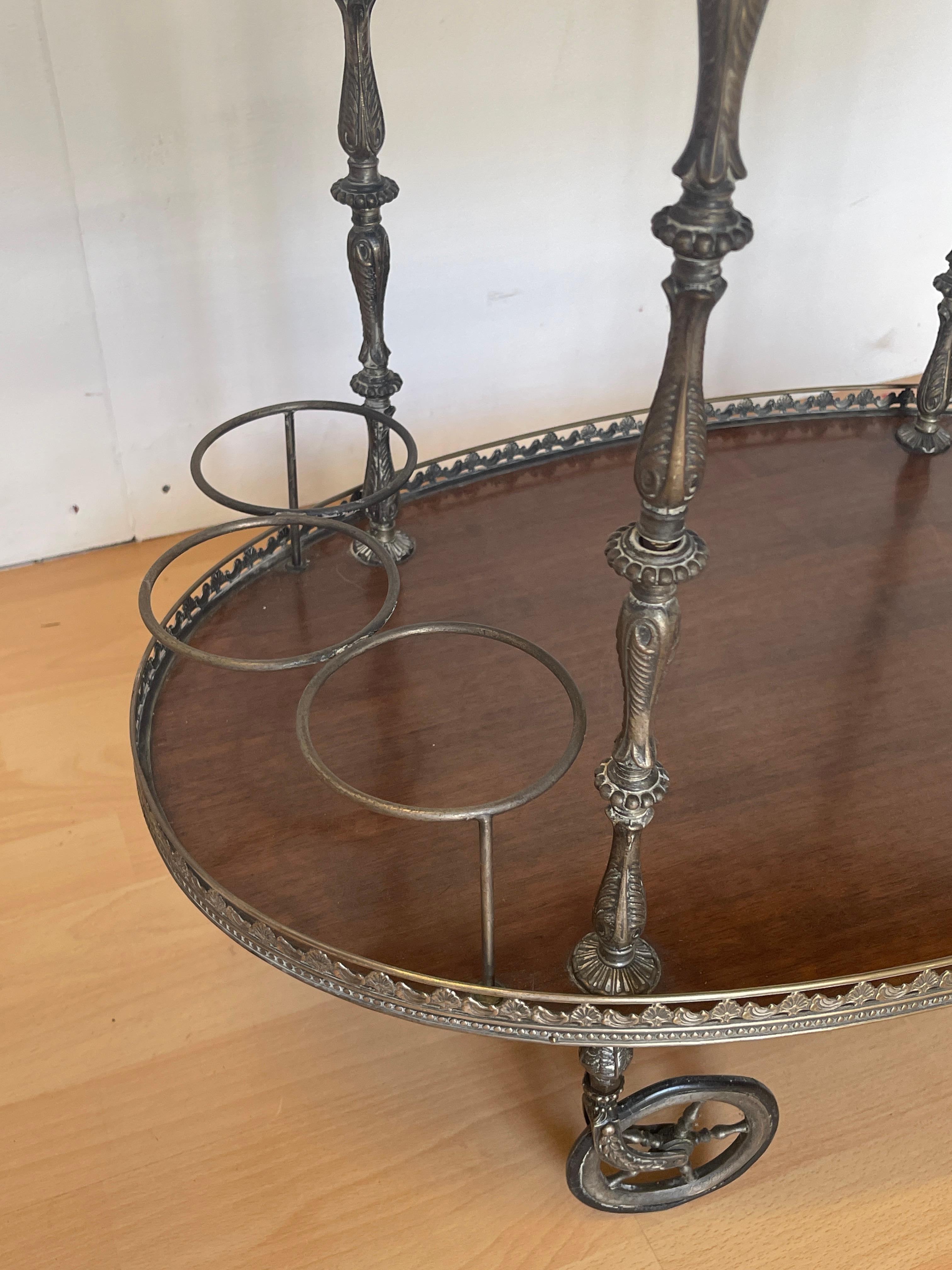 Laiton Chariot de service vintage en laiton et bois - 'Grand Époque en vente