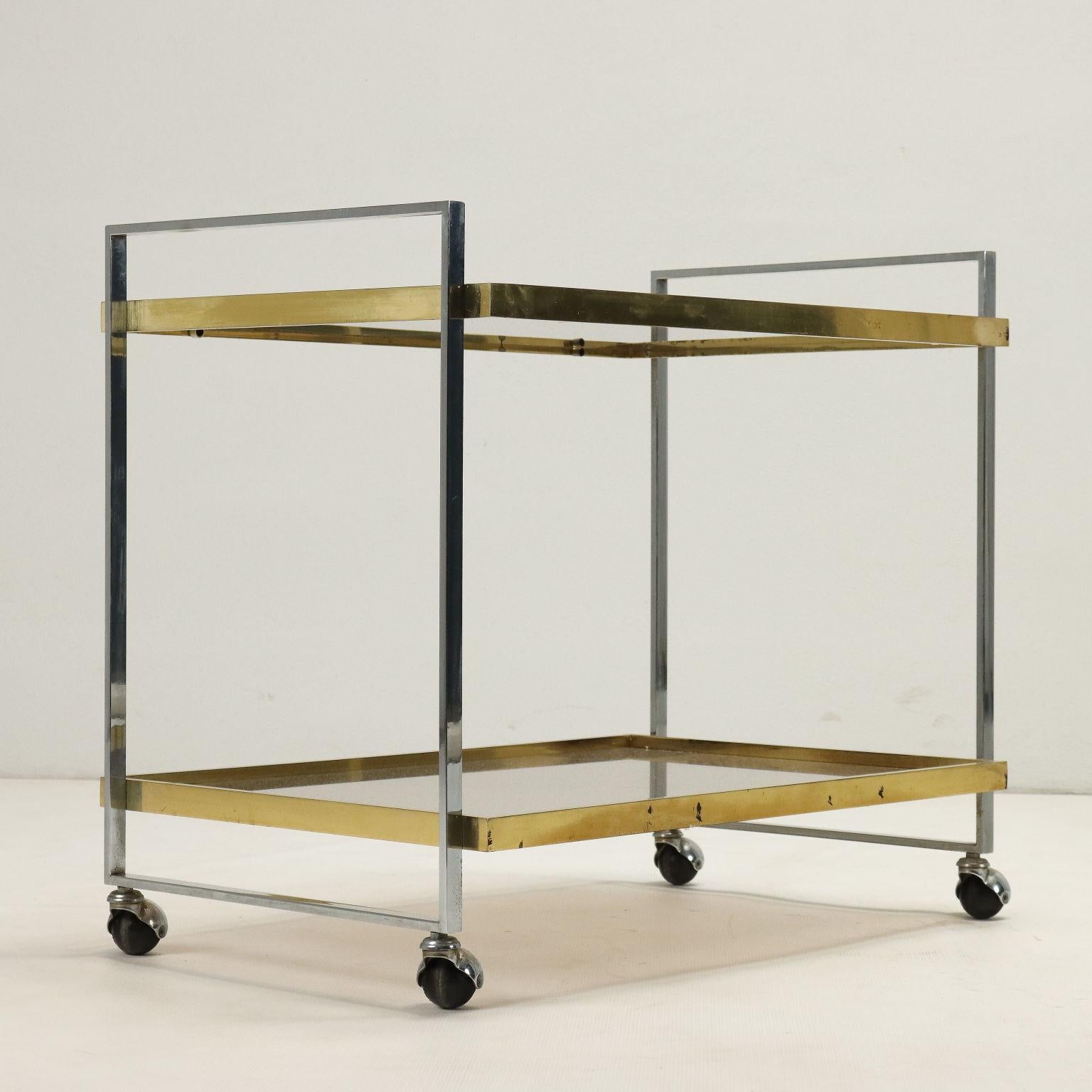 1960s Service Trolley, metal and smoked glass For Sale 1