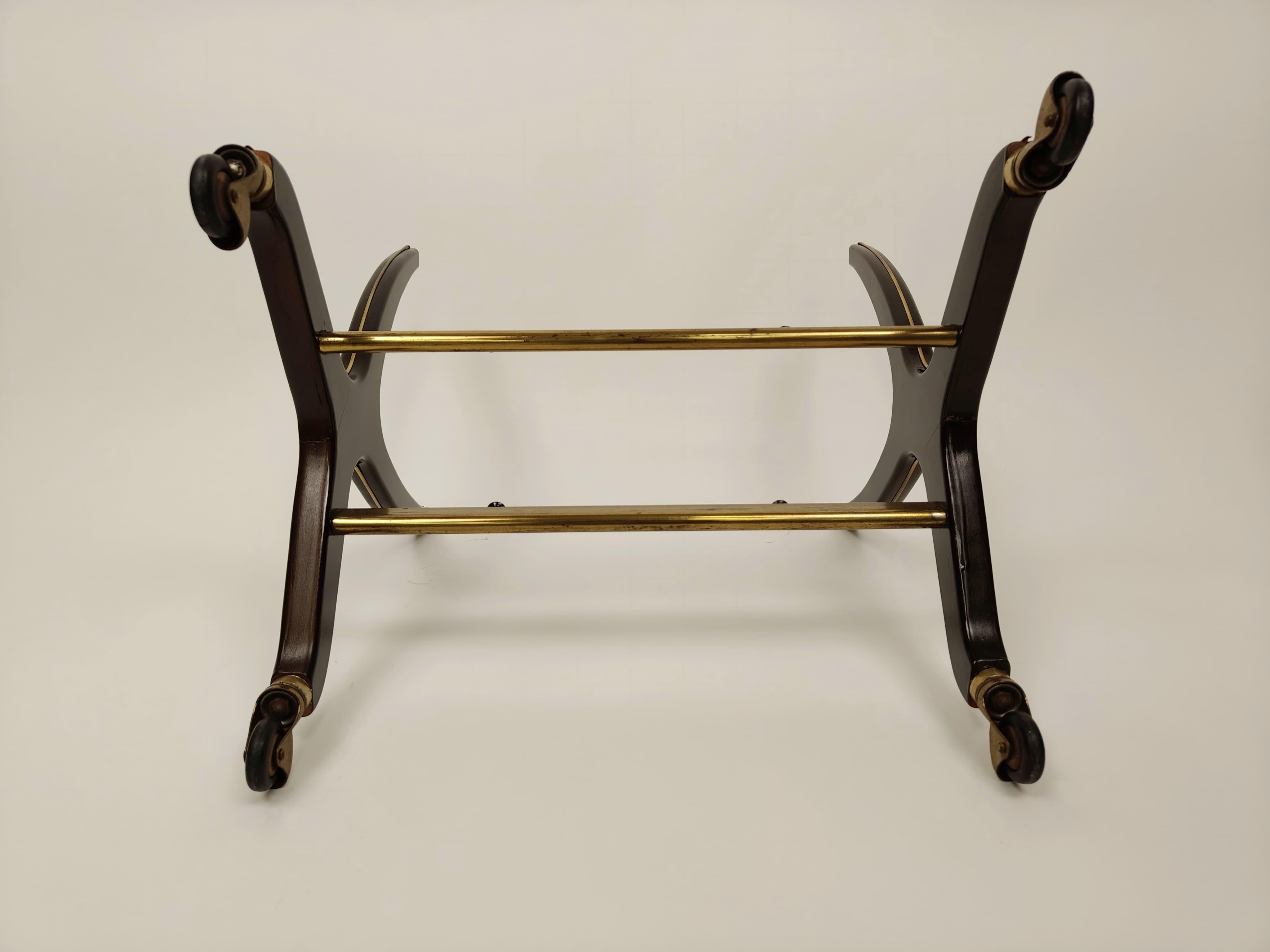 Wood, glass and brass trolley in Art Deco style - 1950s, Italy For Sale 3