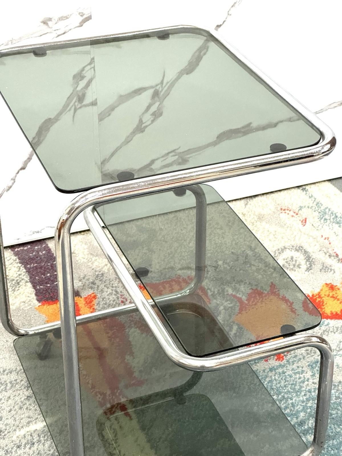 Carrello Portavivande Triplo Ripiano Anni 70 Acciaio Design Modernariato in vendita 3