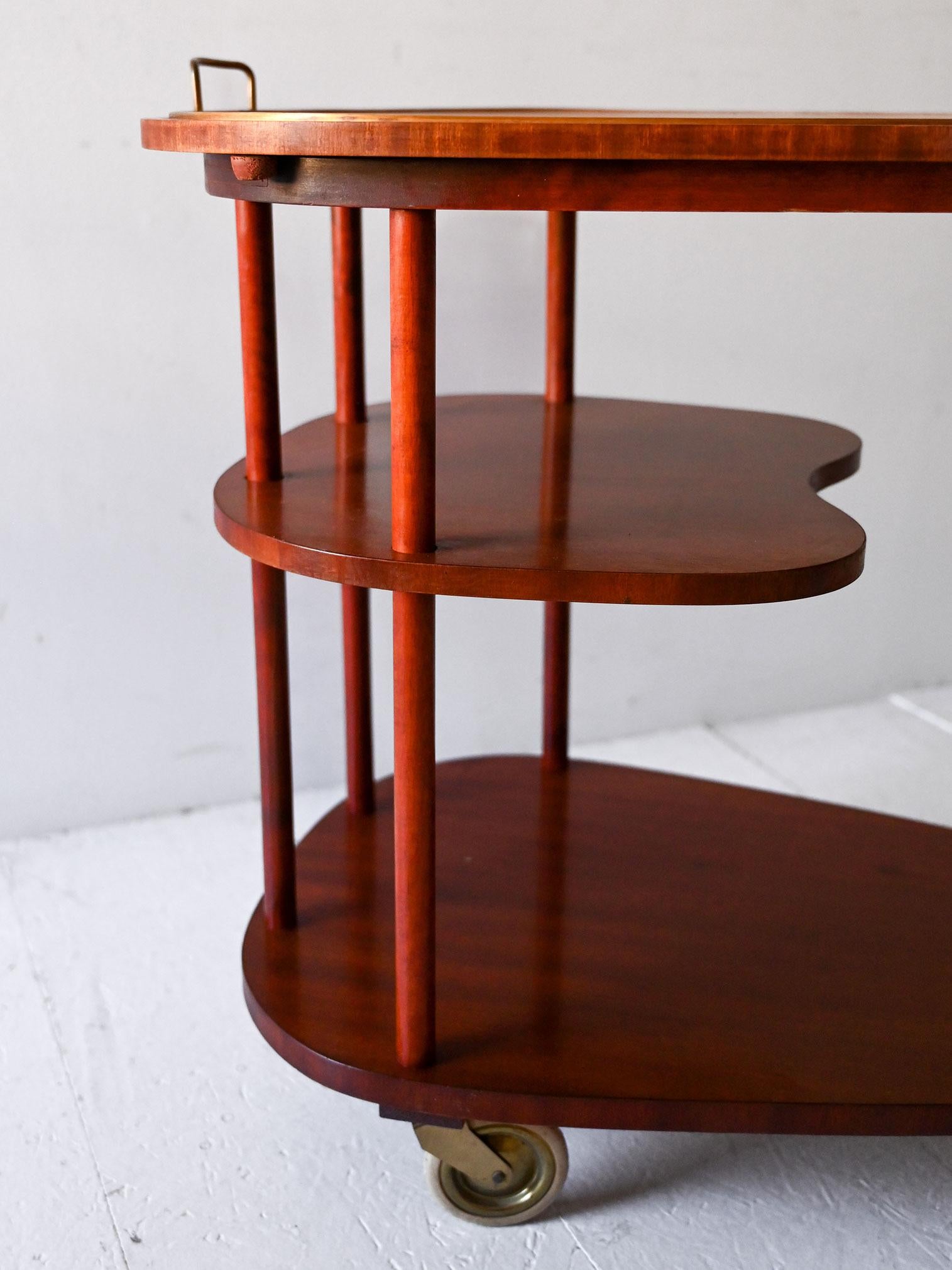 Chariot scandinave vintage en acajou, années 1940 Bon état - En vente à Brescia, IT
