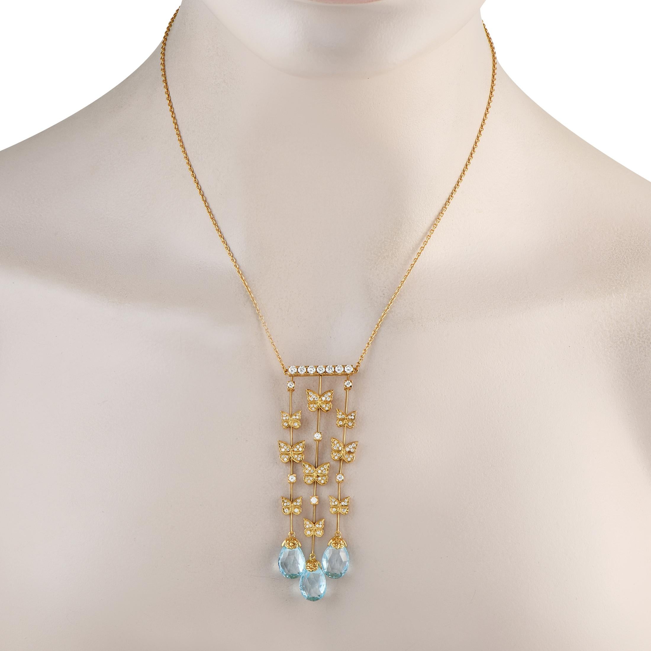 Un design delicato rende questa collana Carrera y Carrera Baile de Mariposas incredibilmente elegante. Al centro della catena da 16, un ciondolo pendente di 3,0 di lunghezza per 1,15 di larghezza cattura la bellezza delle farfalle in volo. Sul