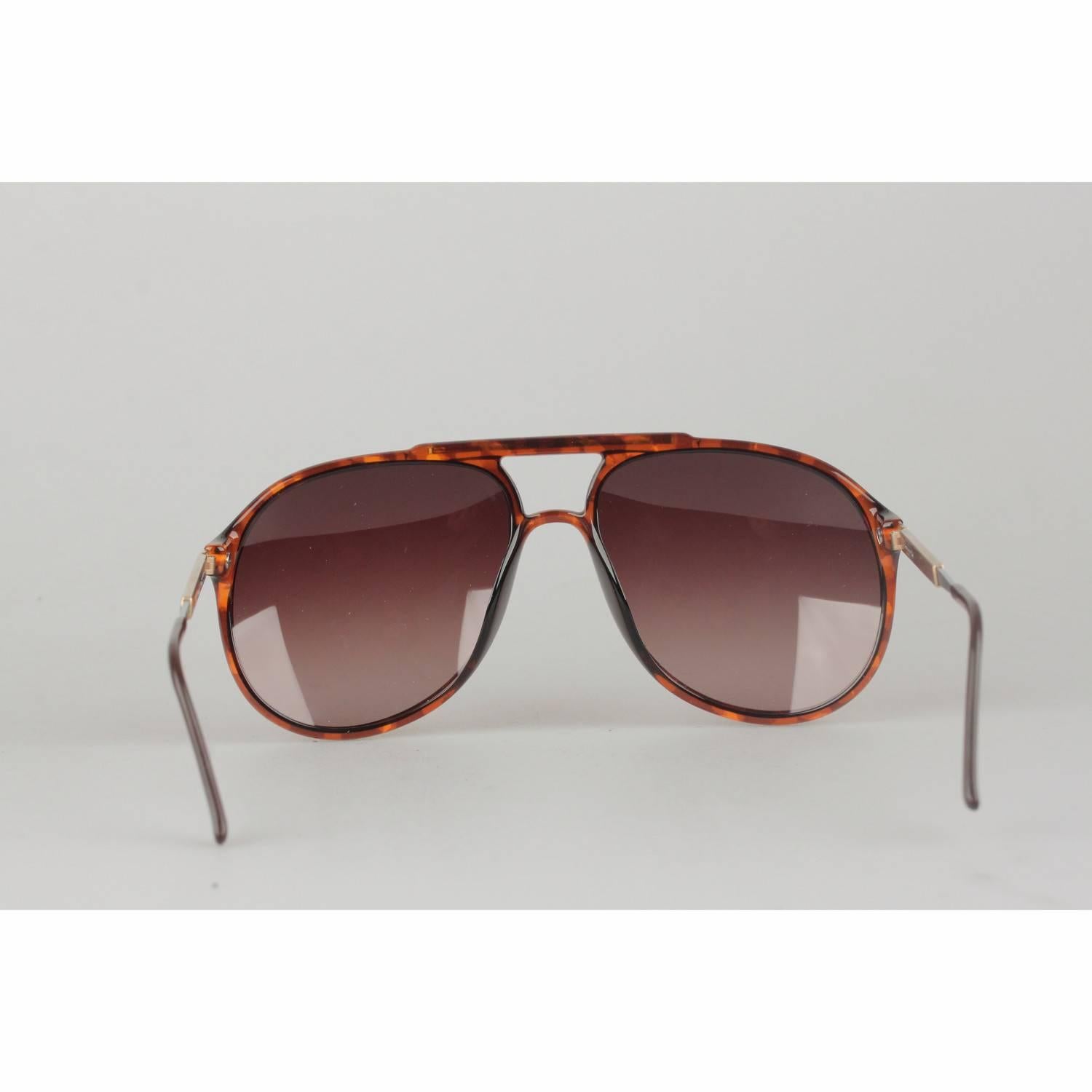 Women's or Men's Carrera Vintage Brown Sunglasses 5300E VARIO 