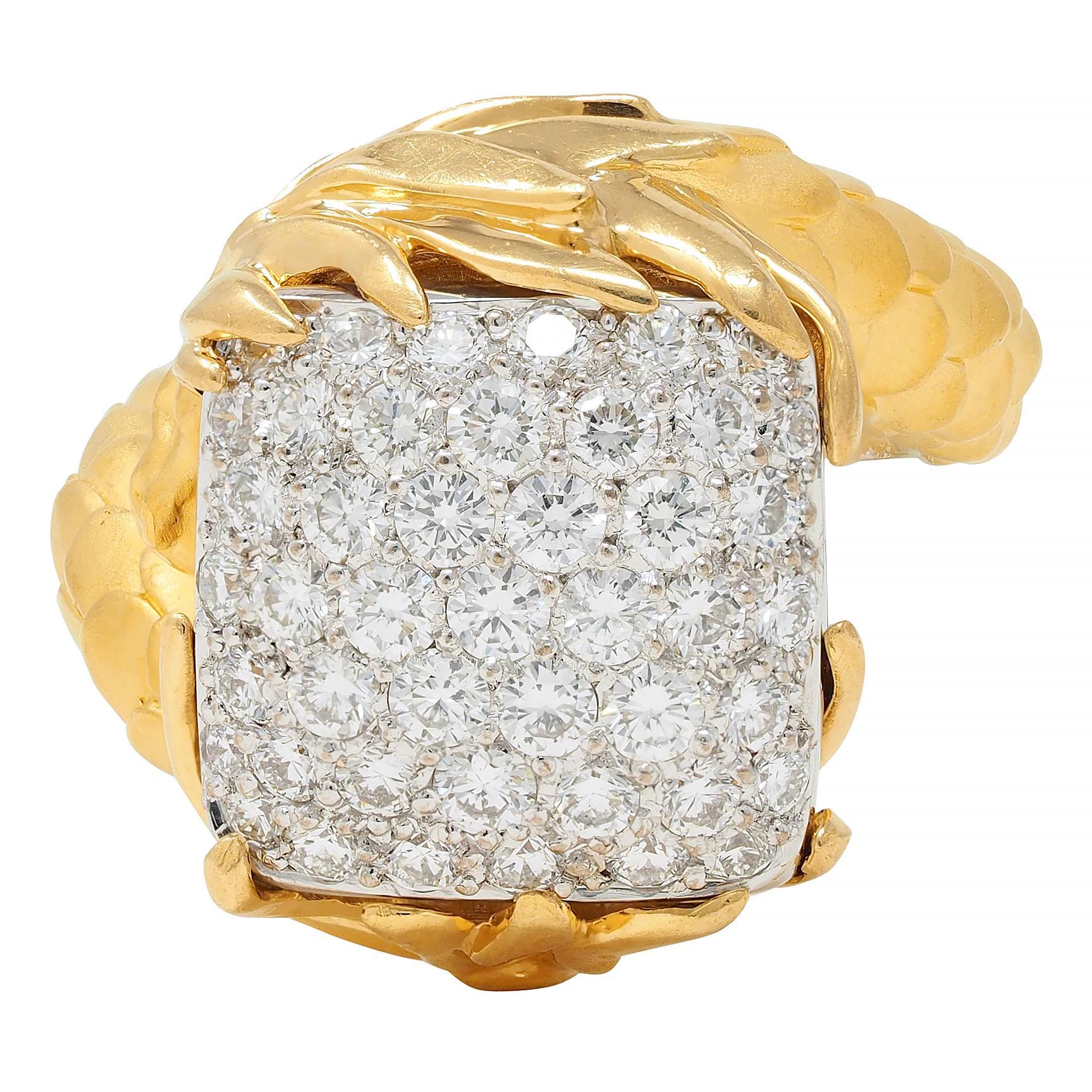Brilliant Cut Carrera y Carrera 1.25 CTW Diamond 18 Karat Two-Tone Gold Pavé Dragon Ring For Sale