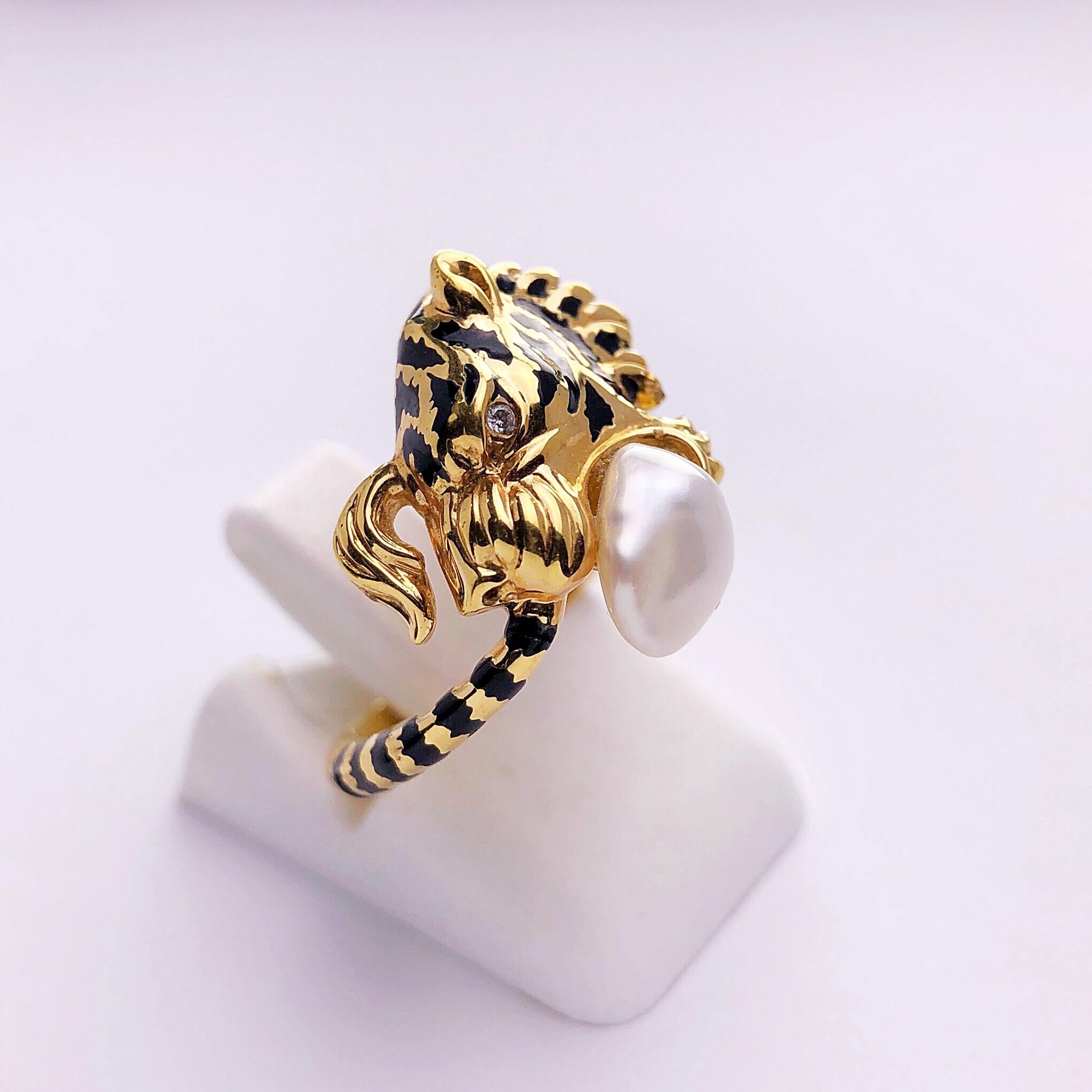  Its jewelry tradition and exceptional craftsmanship have made Carrera y Carrera one of the most notable international jewelry brands, renowned as one of the 30 most prestigious jewelry firms in the world. The brand has become an icon of luxury due