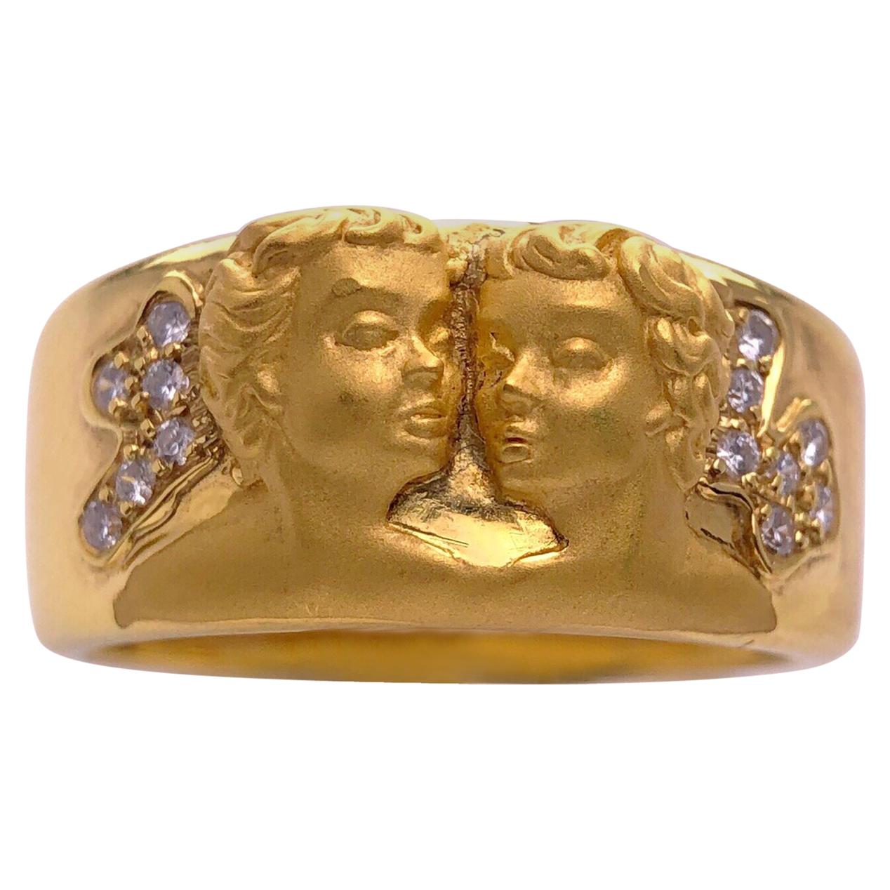 Carrera Y Carrera 18 Karat Gold Cherub Cheek to Cheek Ring, .09 Carat Diamond