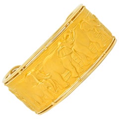 Carrera Y Carrera 18 Karat Gold Elephant Cuff Bracelet