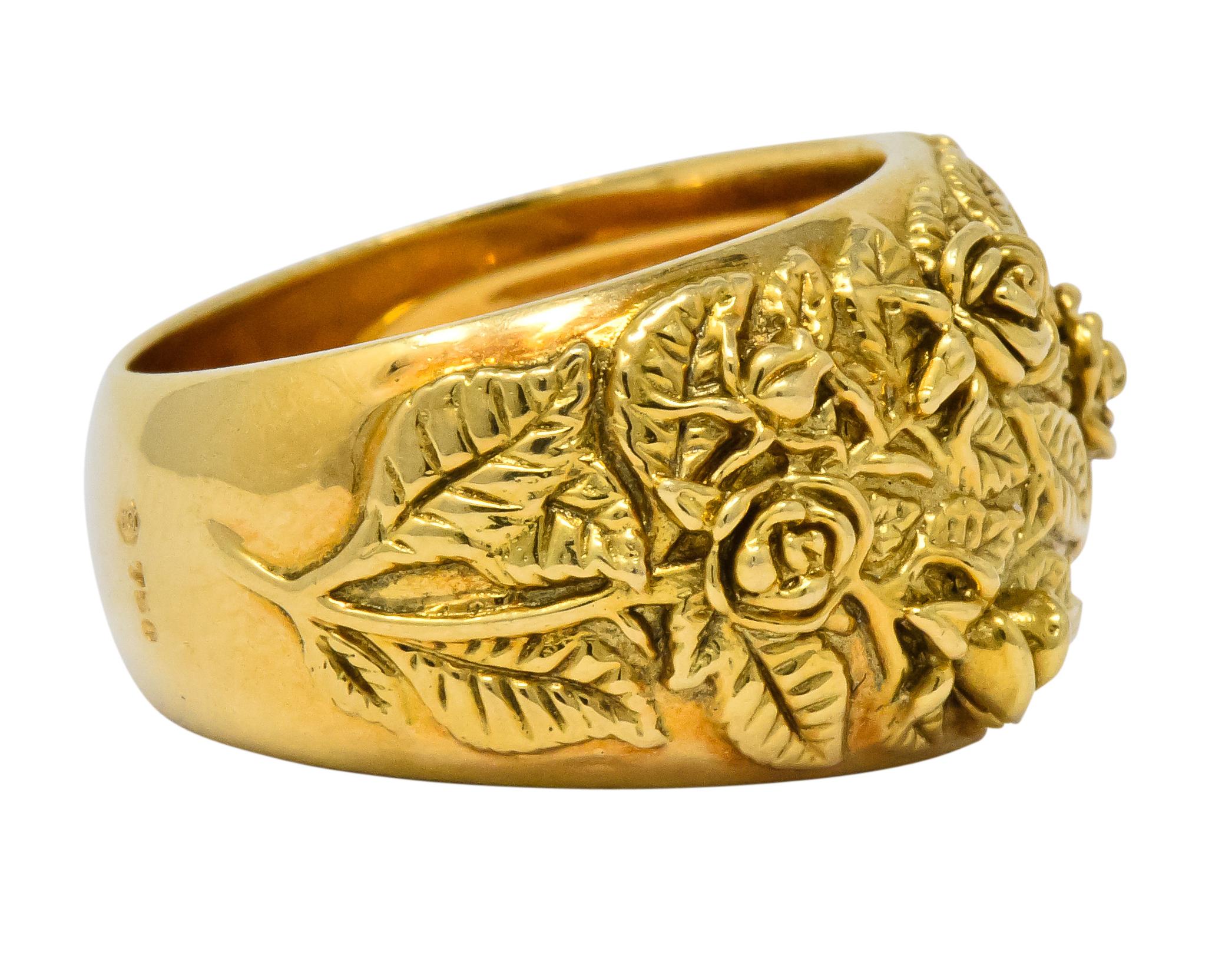 Contemporary Carrera Y Carrera 18 Karat Gold Garden of Roses Ring