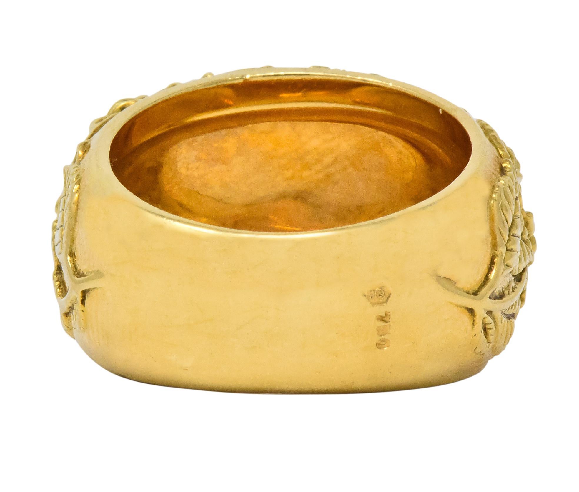 Carrera Y Carrera 18 Karat Gold Garden of Roses Ring In Excellent Condition In Philadelphia, PA