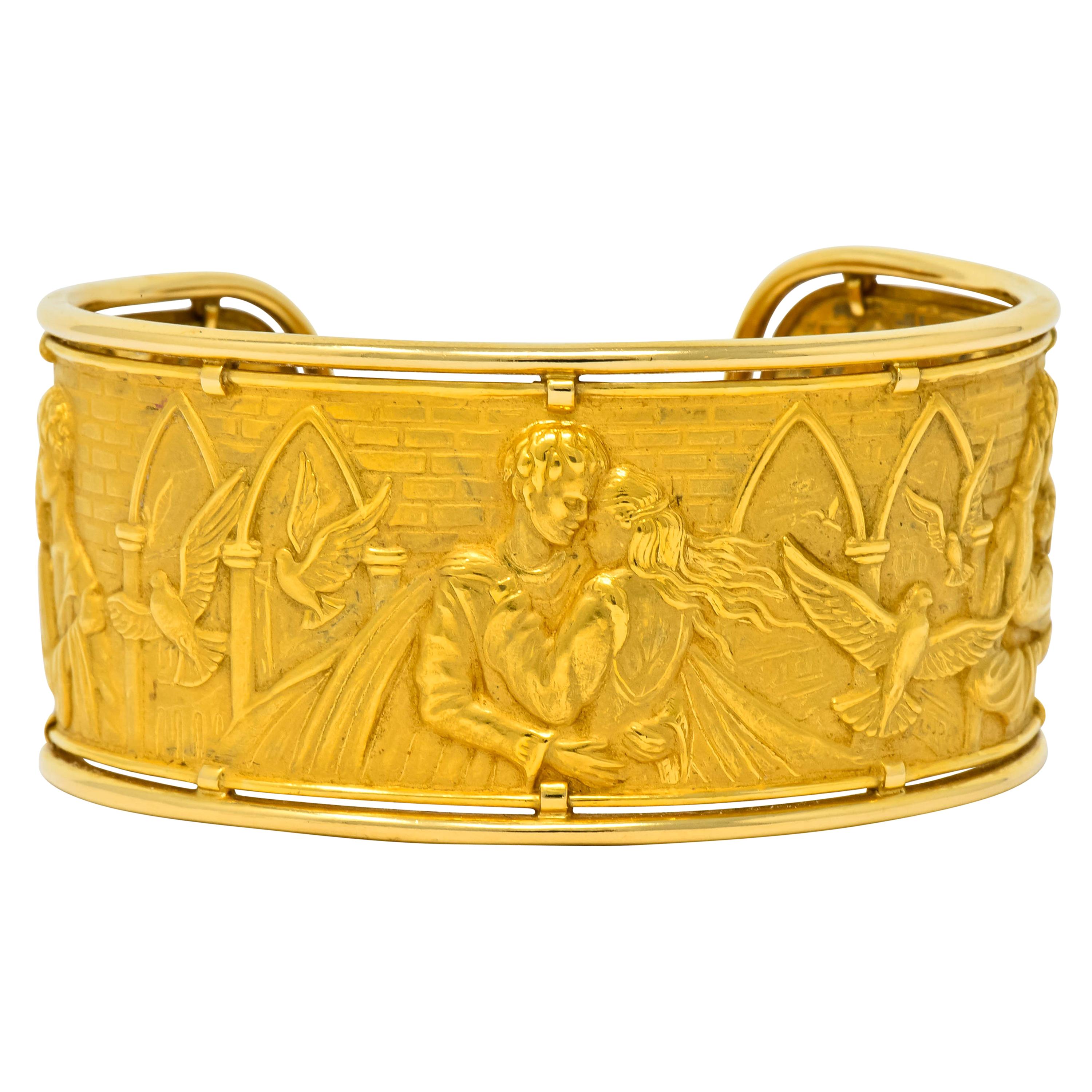 Carrera Y Carrera 18 Karat Gold Romeo and Juliet Cuff Bracelet