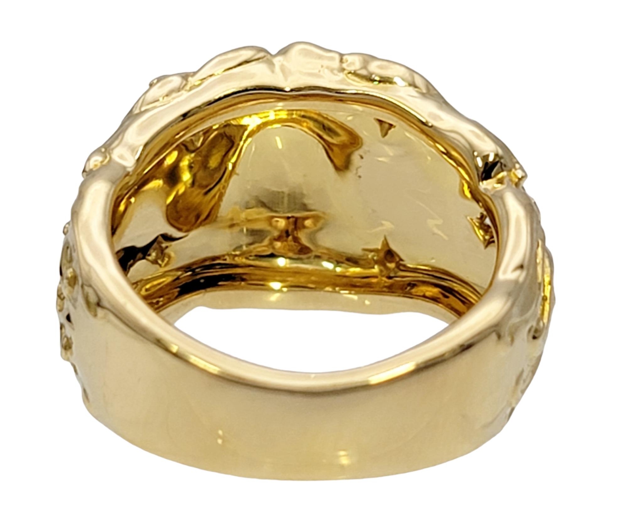 Carrera y Carrera 18 Karat Yellow Gold and Diamond Venus Profile Wide Band Ring In Good Condition For Sale In Scottsdale, AZ