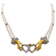 Carrera Y Carrera 18 Karat Yellow Gold and Pearl Necklace in Original Hand Motif