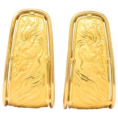 Vintage Carrera y Carrera 18 Karat Yellow Gold Ecuestre Half-Hoop Horse Earrings