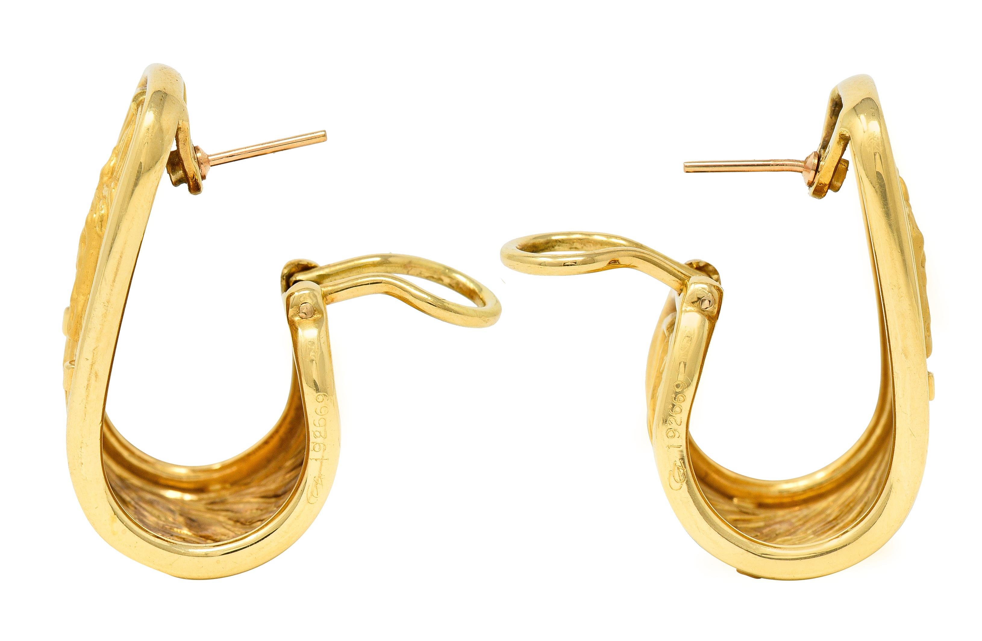 Contemporary Carrera Y Carrera 18 Karat Yellow Gold Ecuestre Horse Vintage J-Hoop Earrings For Sale