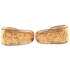 Carrera y Carrera 18 Karat Yellow Gold Half Hoop Horse Earrings