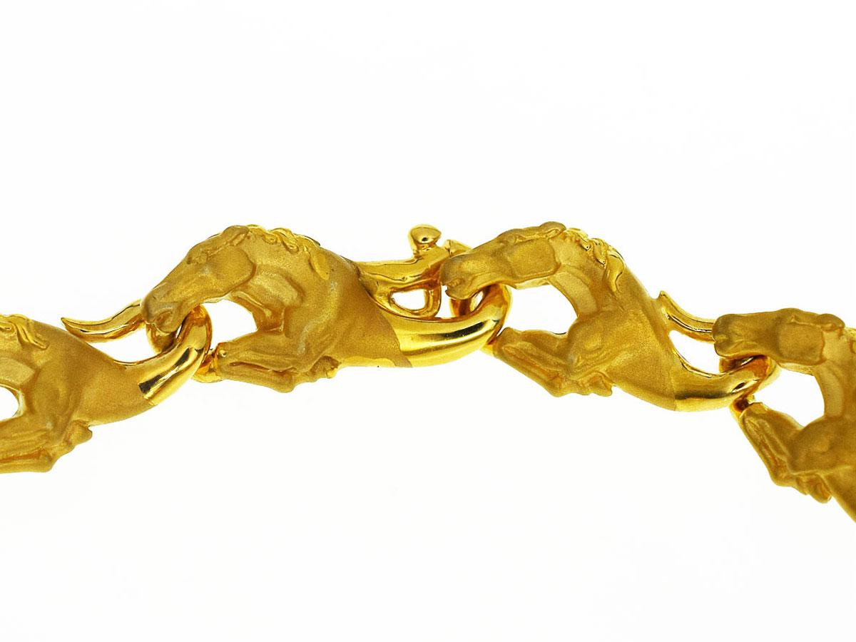 Women's Carrera y Carrera 18 Karat Yellow Gold Horse Motif Gold Bracelet