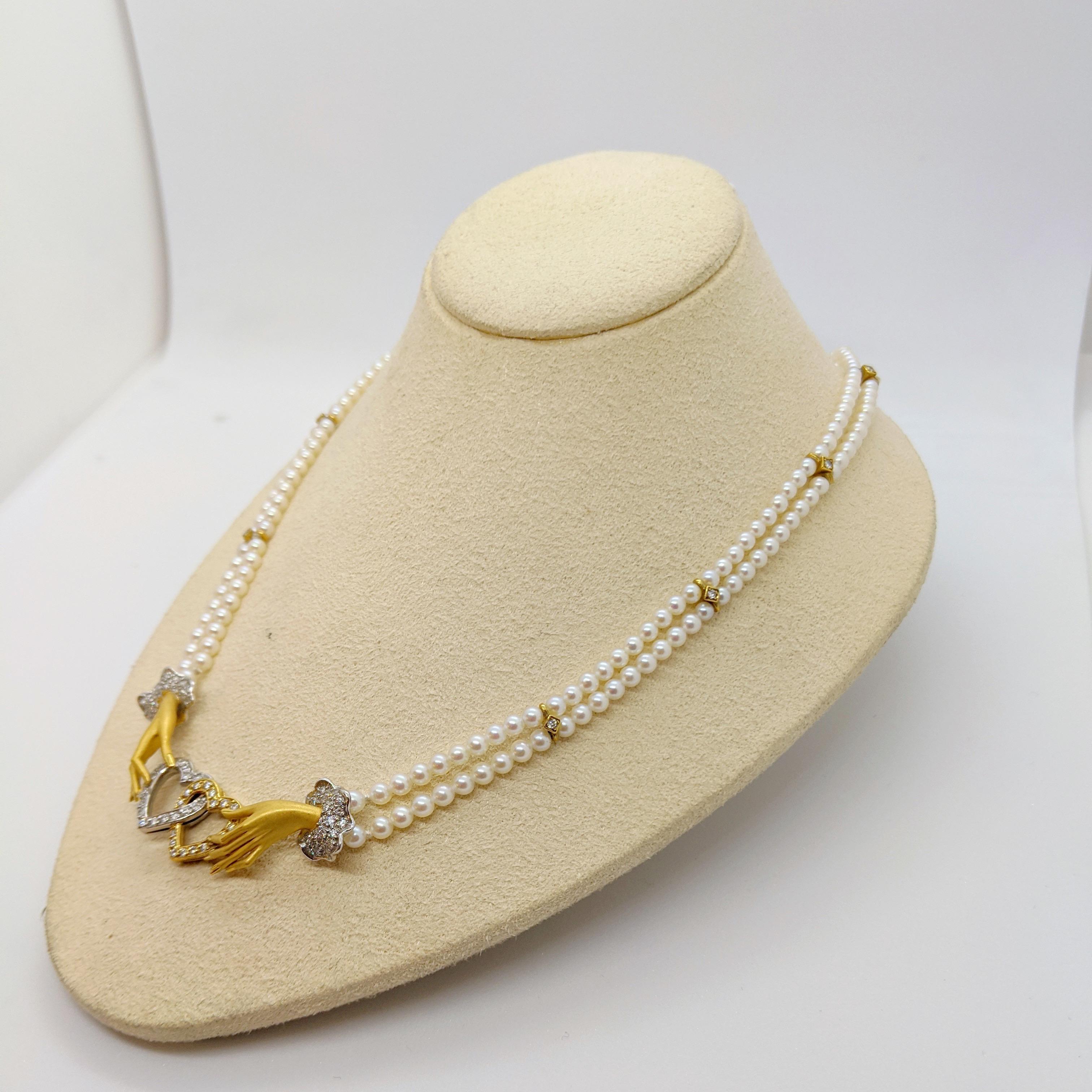 Retro Carrera Y Carrera 18 Karat Yellow Gold and Pearl Necklace in Original Hand Motif
