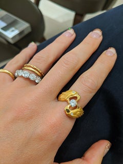 Carrera Y Carrera 18 Karat Yellow Gold Twin Parrot Ring 0.46 Ct Diamond Center