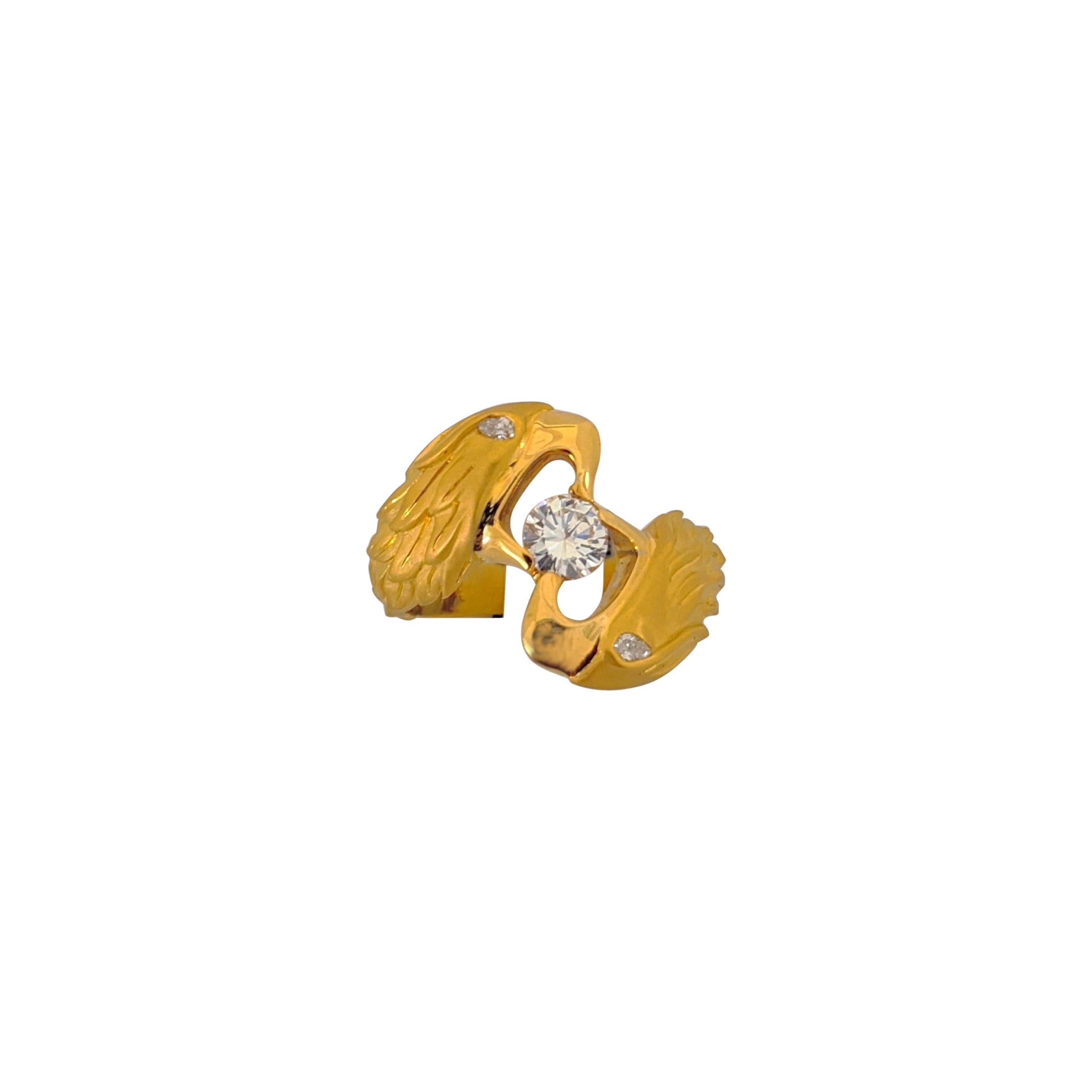 Carrera Y Carrera 18 Karat Yellow Gold Twin Parrot Ring with Diamond Center