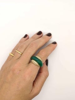 Carrera y Carrera 18 Kt Gold Ring with .96 Carat Diamond and Green Chrysoprase