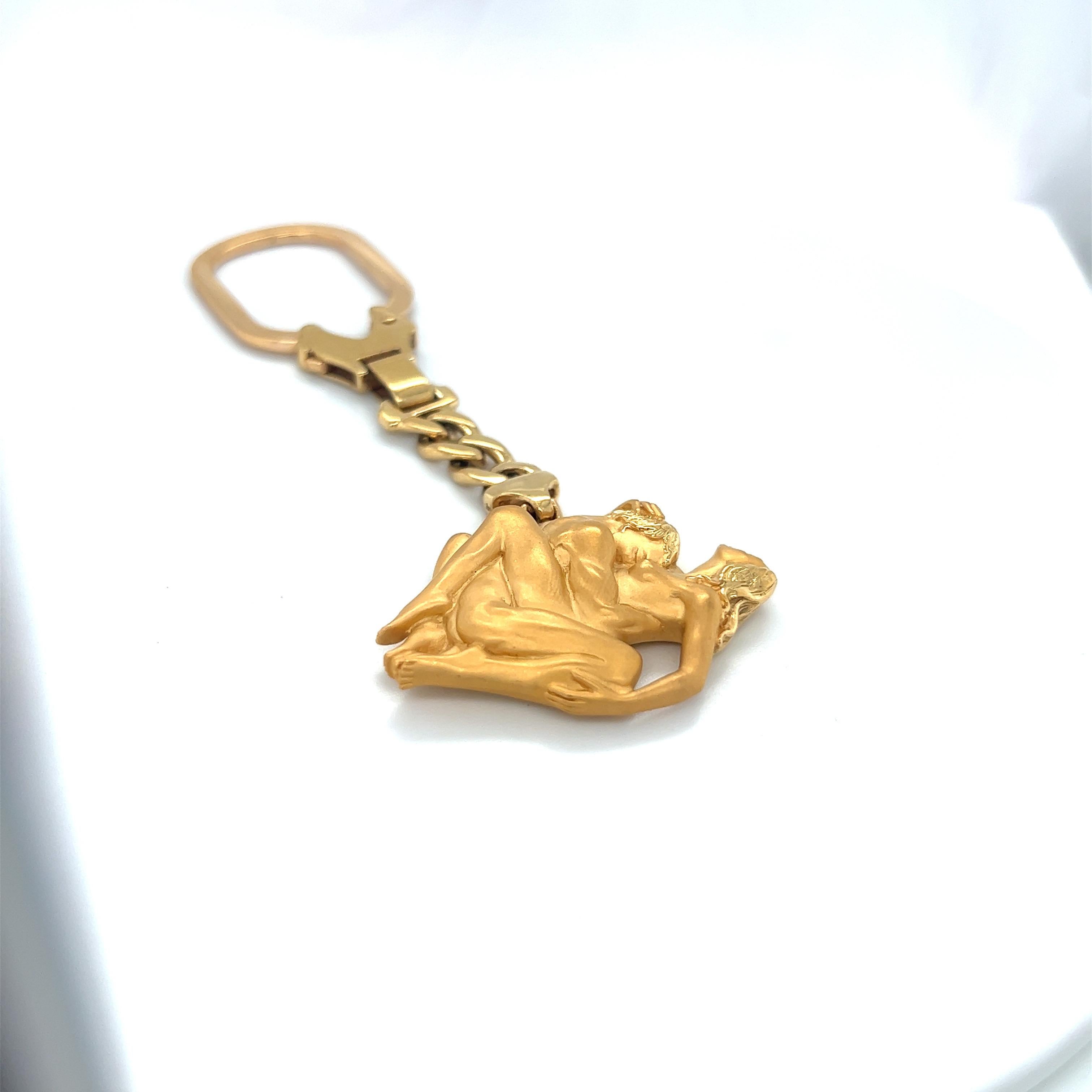 Carrera Y Carrera 18 KT Yellow Gold Lovers Key Chain For Sale 1