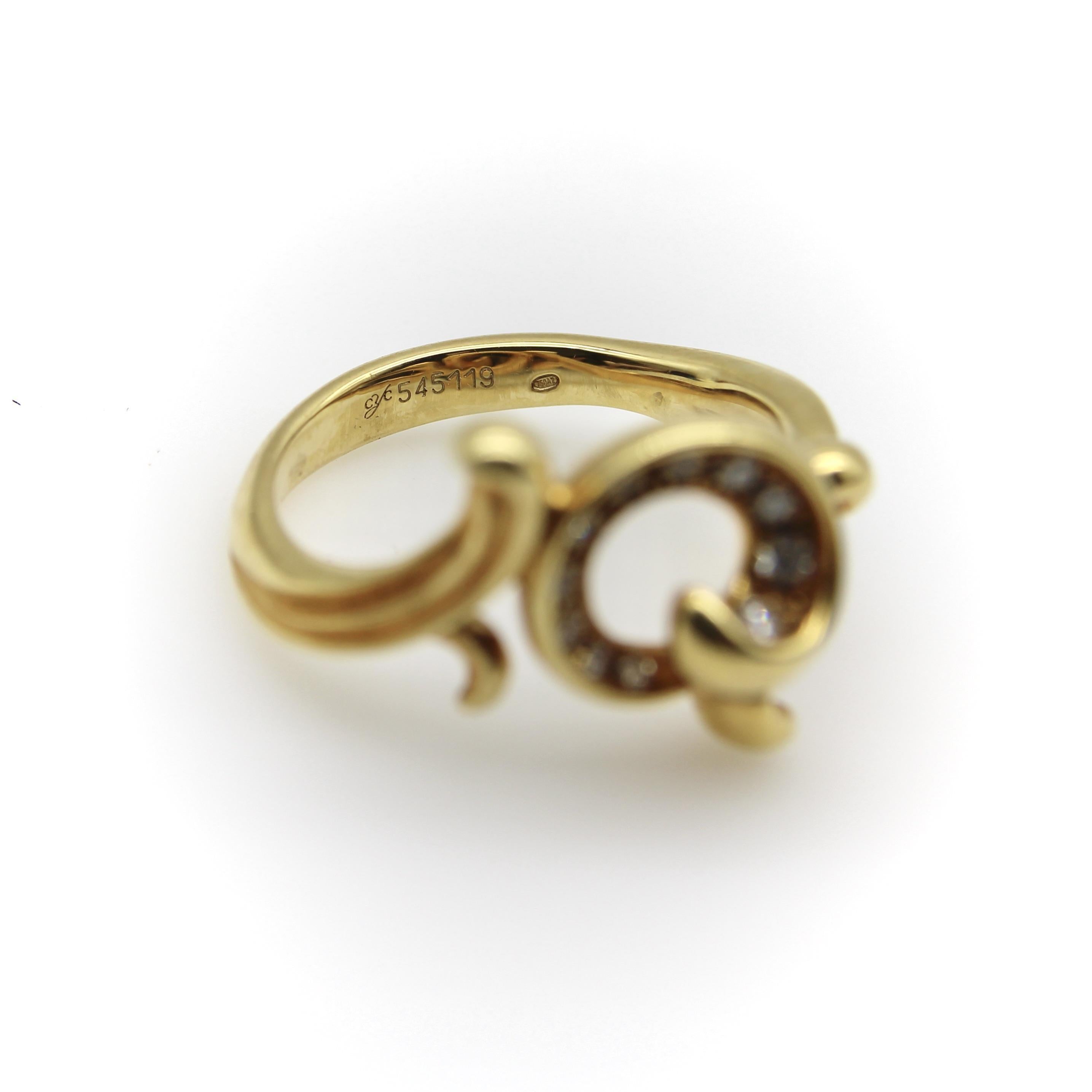 Carrera y Carrera 18K Gold and Diamond Origen Spiral Ring In New Condition For Sale In Venice, CA