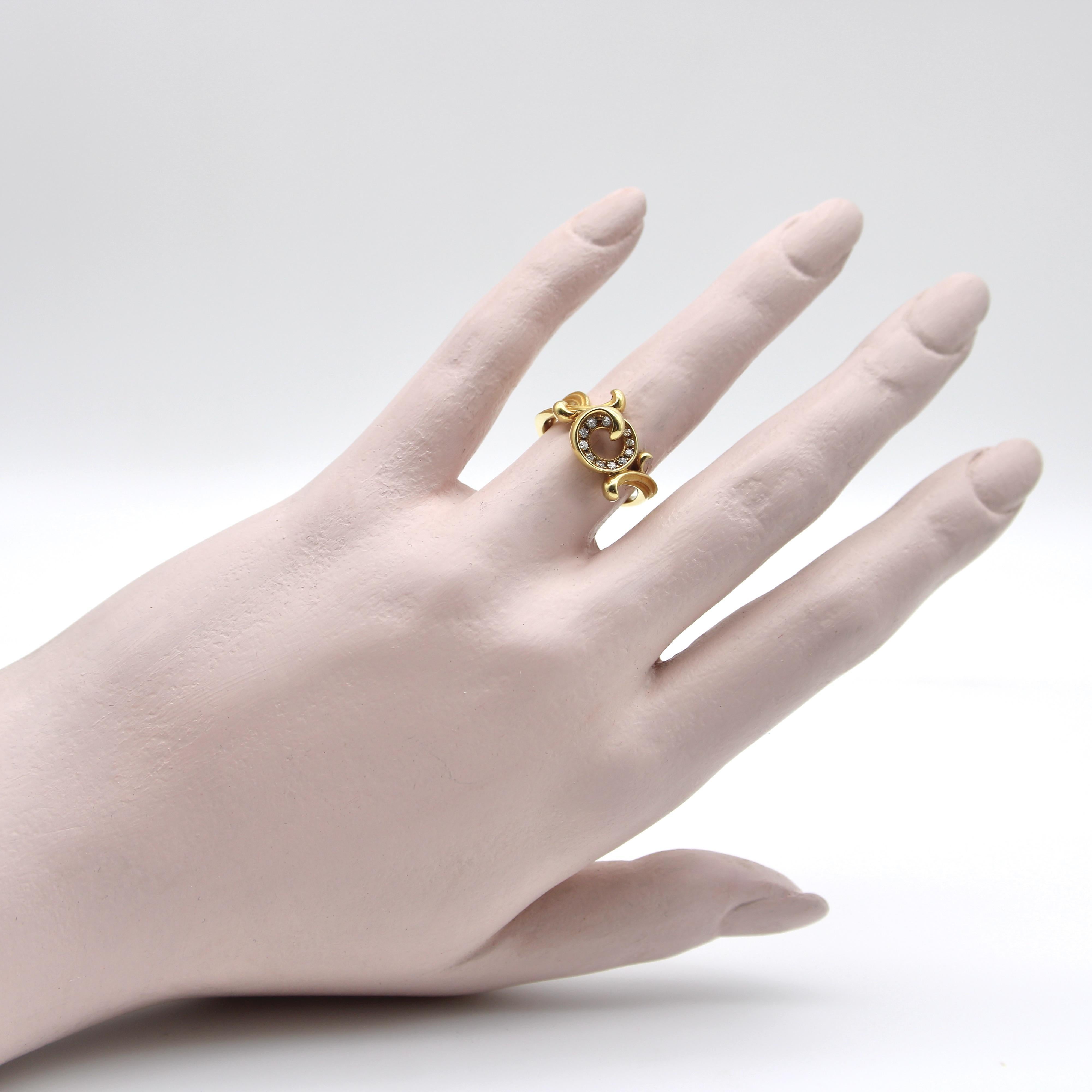 Carrera y Carrera 18K Gold and Diamond Origen Spiral Ring For Sale 1