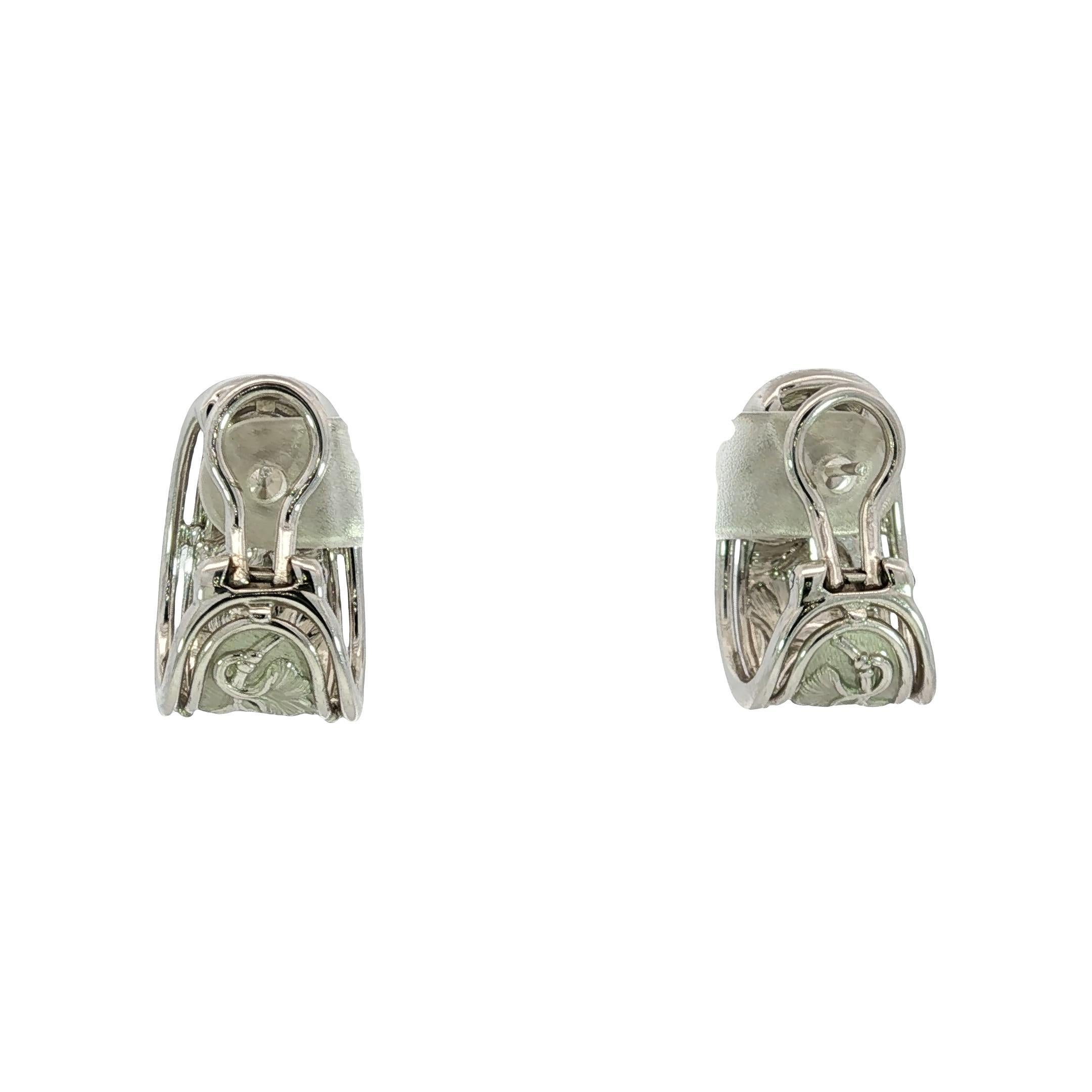 Carrera y Carrera 18K Gold Diamond Earrings Floral Motif Clip On Closure For Sale 1
