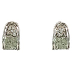 Carrera y Carrera 18K Gold Diamond Earrings Floral Motif Clip On Closure