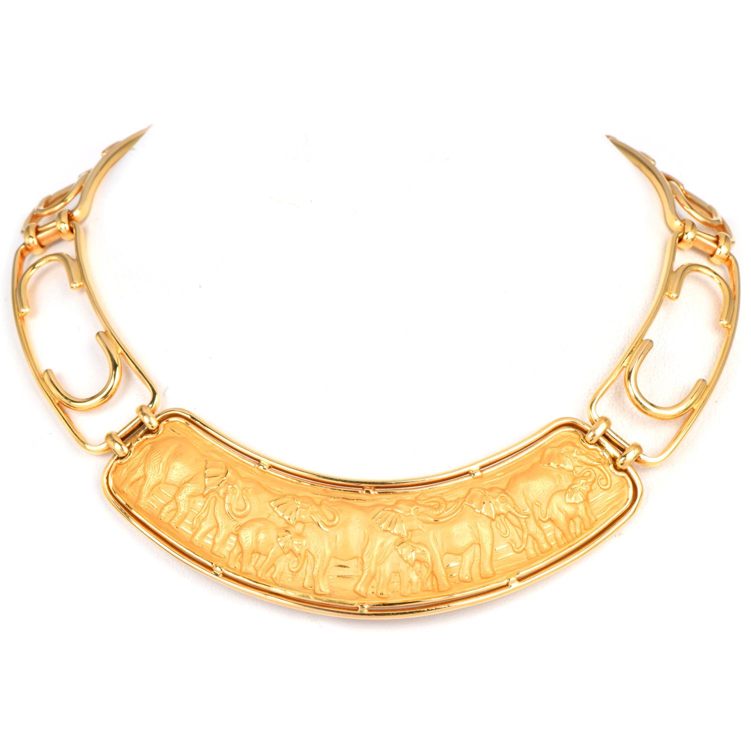Presenting vintage 18K Yellow Gold Elephant Motif Collar Necklace 

From a well-distinguished legendary Spanish Jewelry Mason Carrera y Carrera world renowned for their expertise in Jewelry Design. Here is an important textured statement Collar