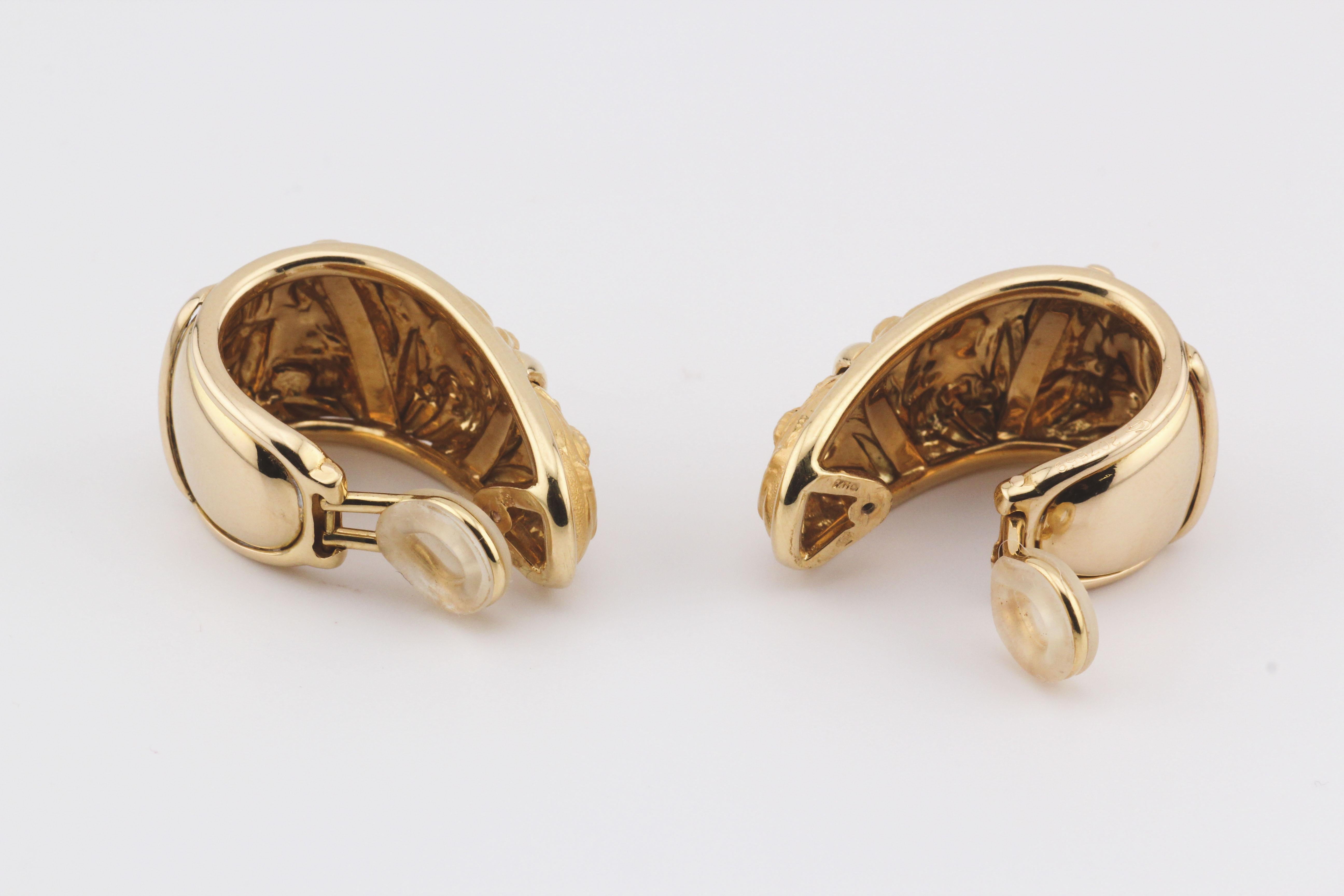 Carrera Y Carrera 18k Gold Panther Large Hoop Earrings For Sale 1