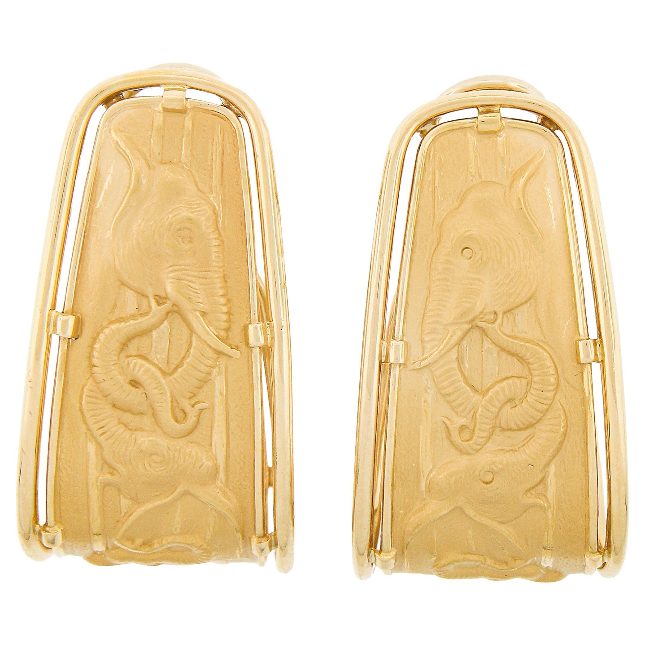 Carrera y Carrera 18k Gold Textured Matte Elephants Large Wide Cuff Earrings For Sale