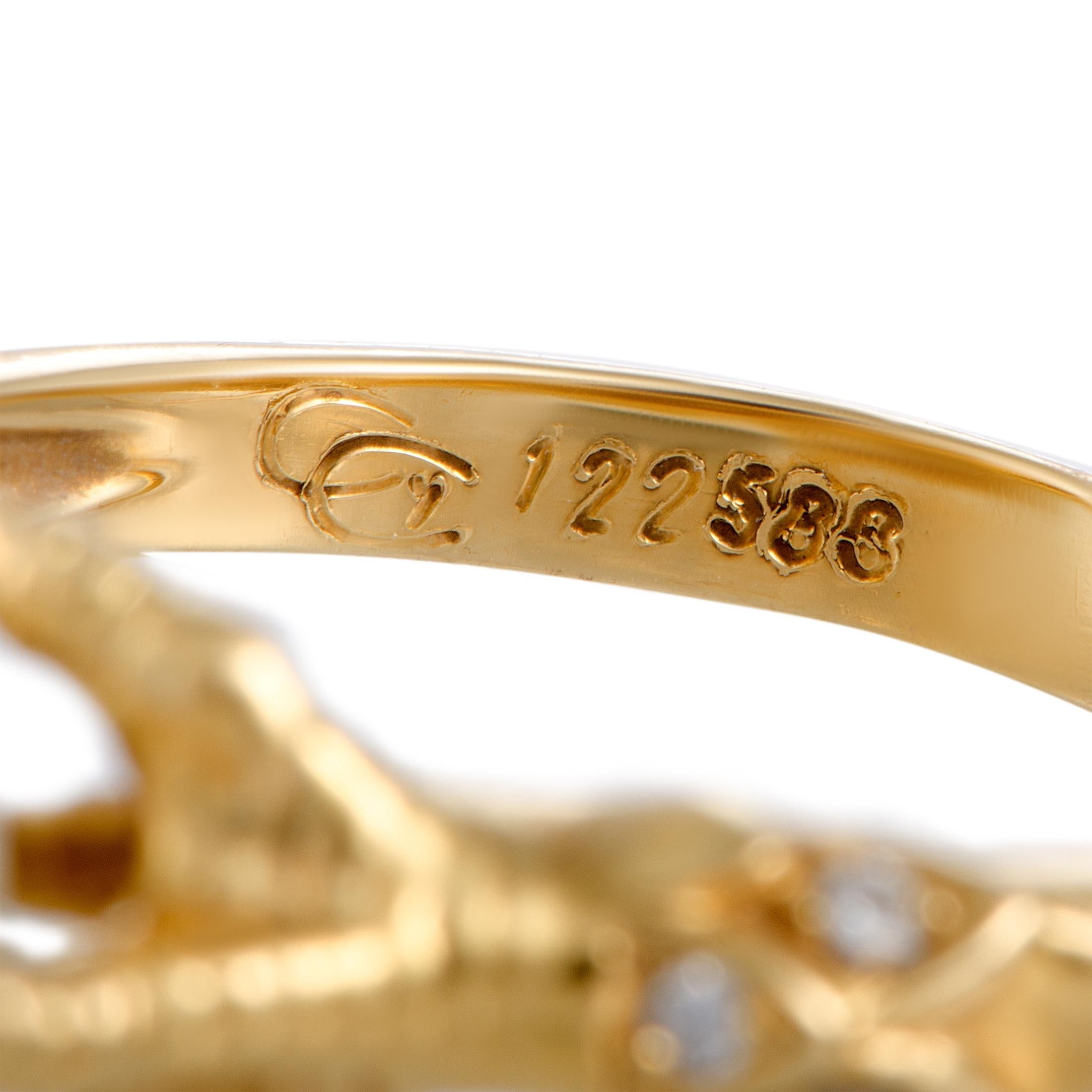 Women's Carrera y Carrera 18 Karat Yellow Gold Diamond and Pearl Ring
