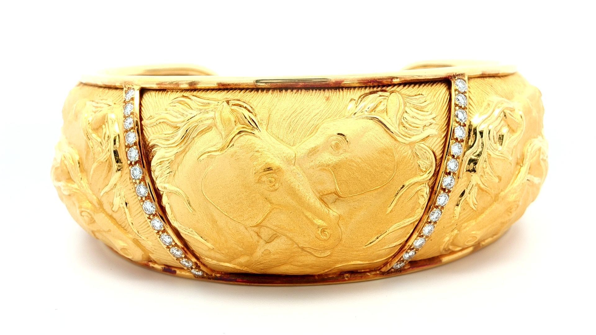 Carrera Y Carrera 18k Yellow Gold Diamond Horse Repousse Wide Open Cuff Bracelet For Sale 9