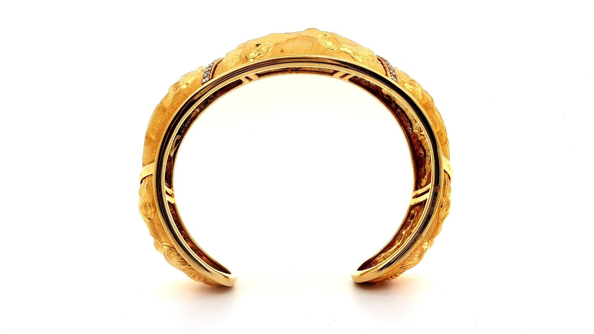 Brilliant Cut Carrera Y Carrera 18k Yellow Gold Diamond Horse Repousse Wide Open Cuff Bracelet For Sale