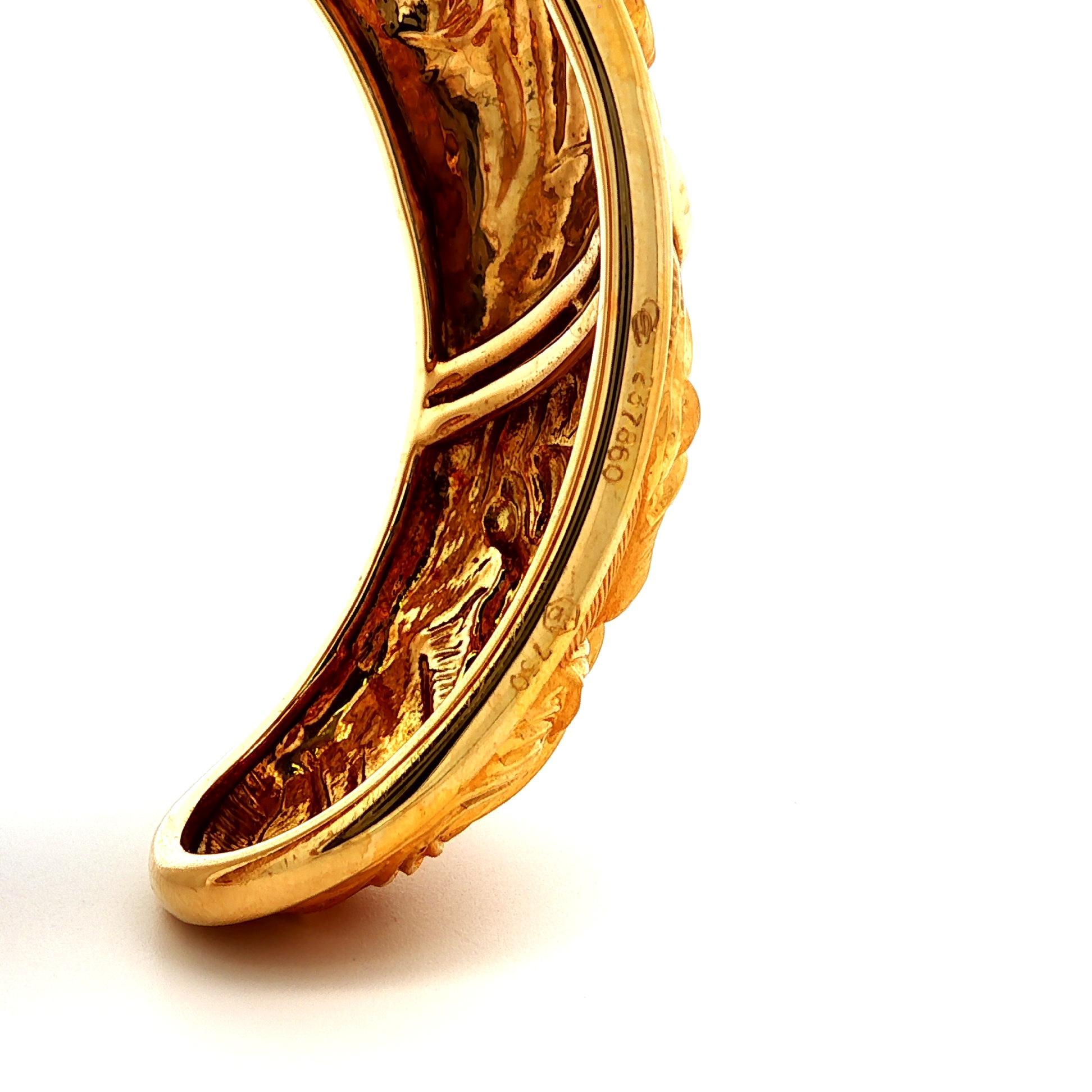 Carrera Y Carrera 18k Yellow Gold Diamond Horse Repousse Wide Open Cuff Bracelet In Good Condition For Sale In Montclair, NJ