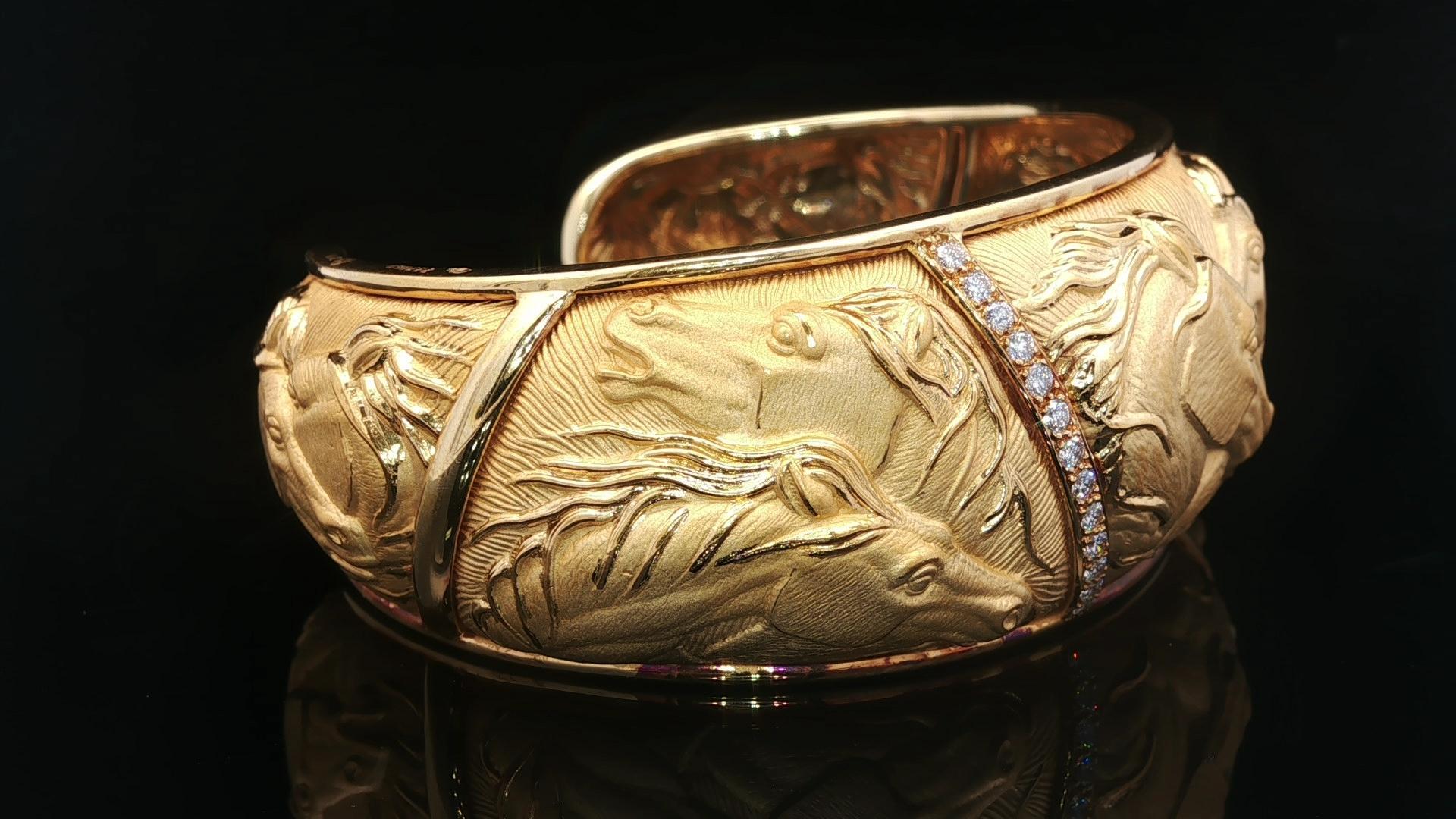 Carrera Y Carrera 18k Yellow Gold Diamond Horse Repousse Wide Open Cuff Bracelet For Sale 1